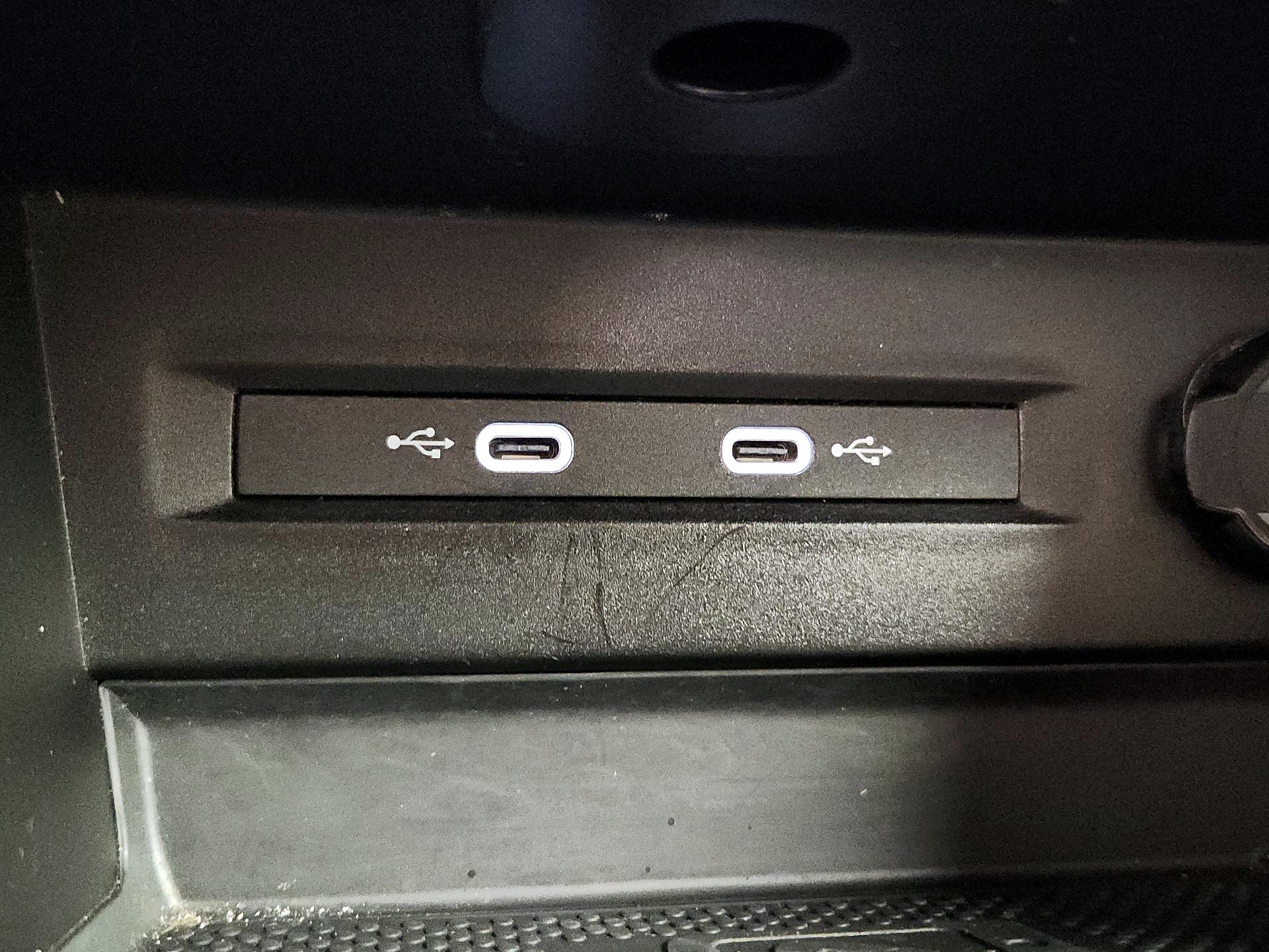 Thumbnail: 2024 Volkswagen Taos - 18