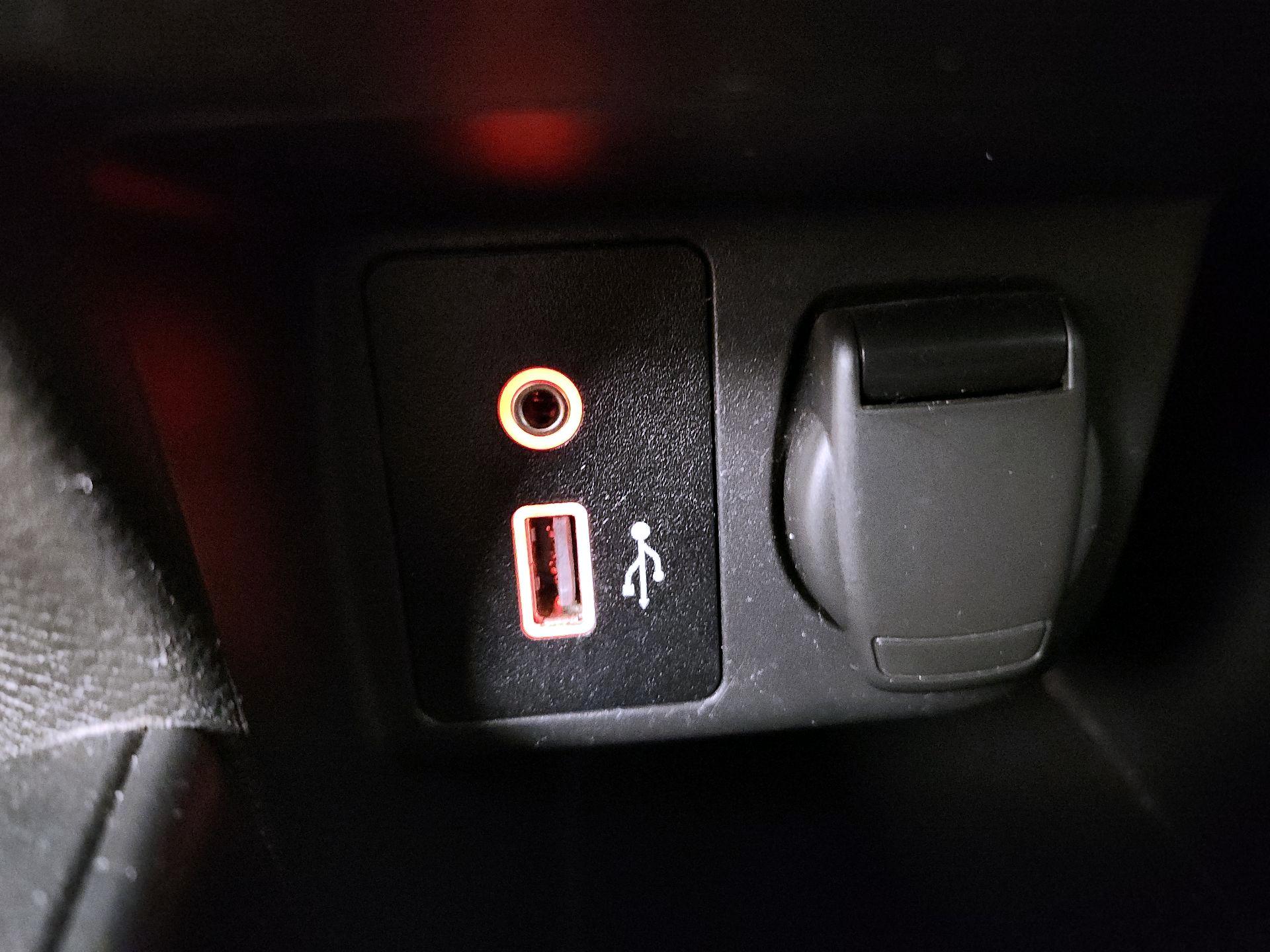 Thumbnail: 2021 Nissan Versa - 17