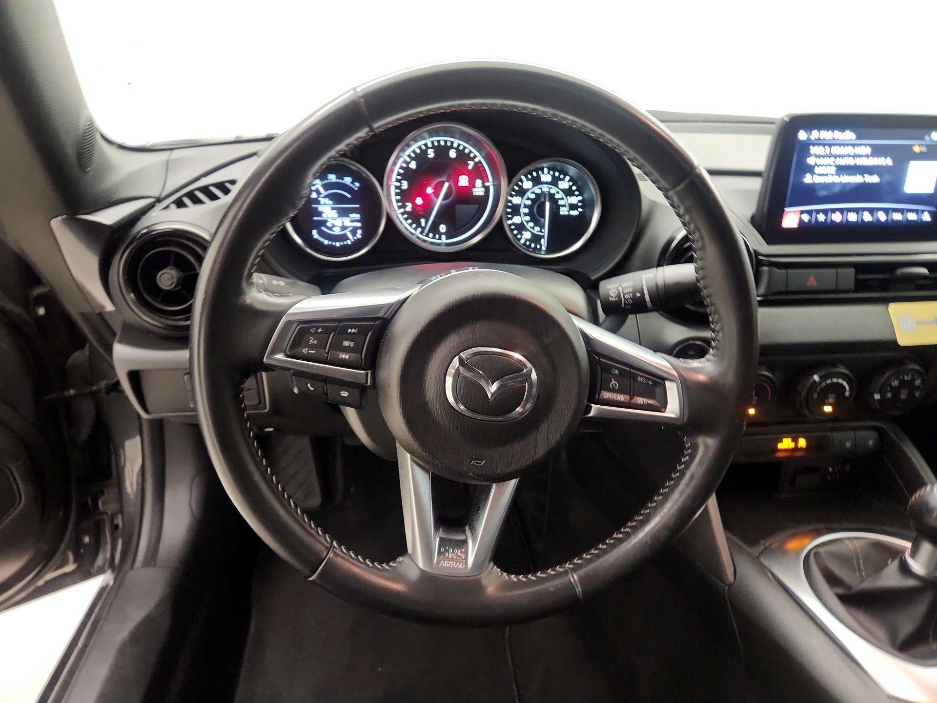 Thumbnail: 2023 Mazda MX-5 Miata - 10