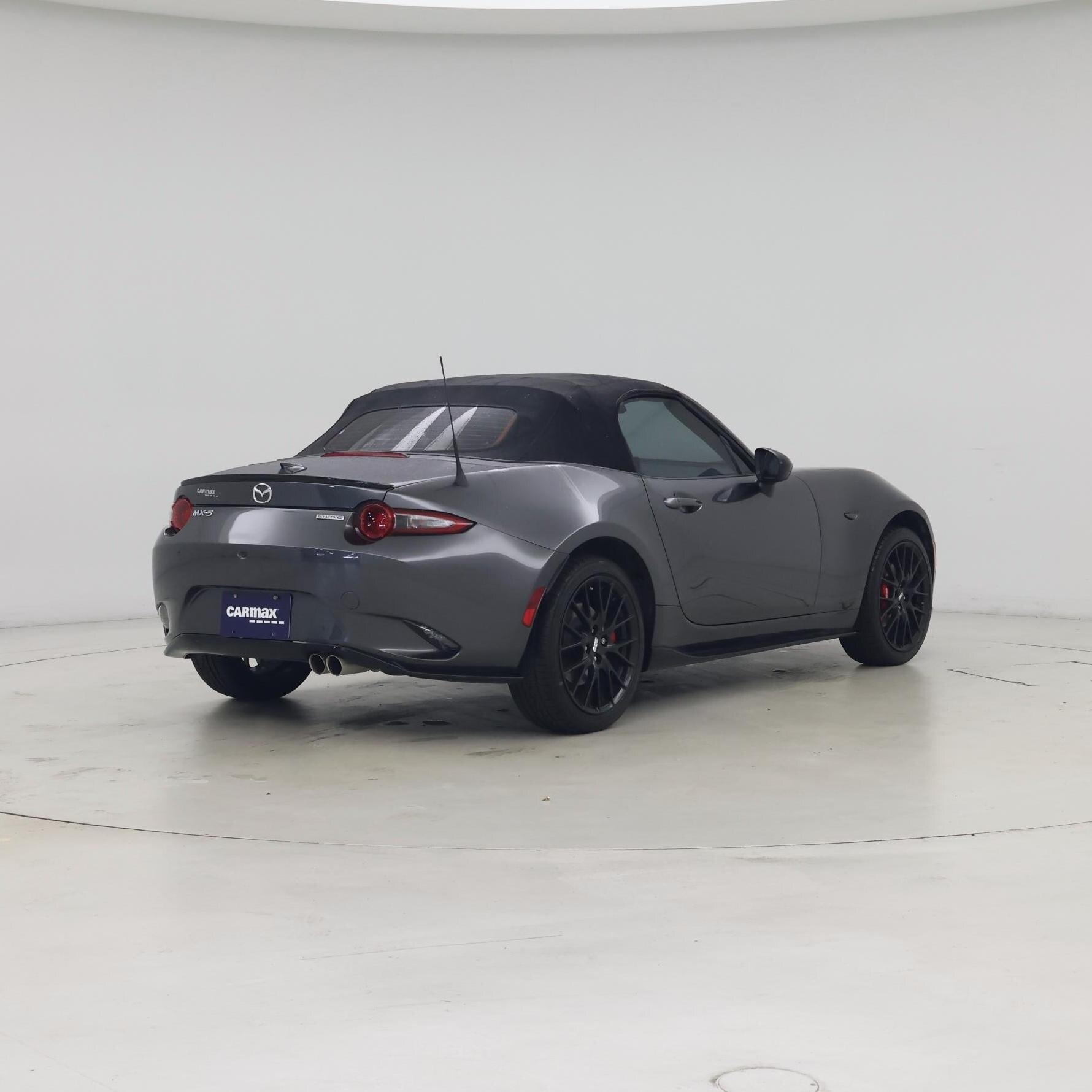 Thumbnail: 2023 Mazda MX-5 Miata - 8