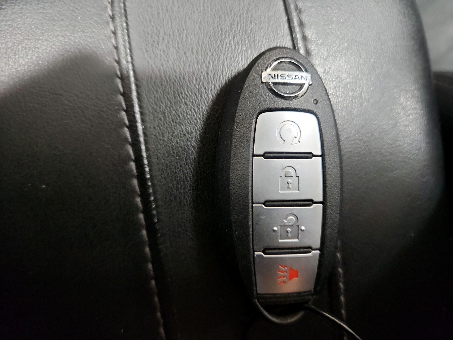 Thumbnail: 2022 Nissan Rogue Sport - 18