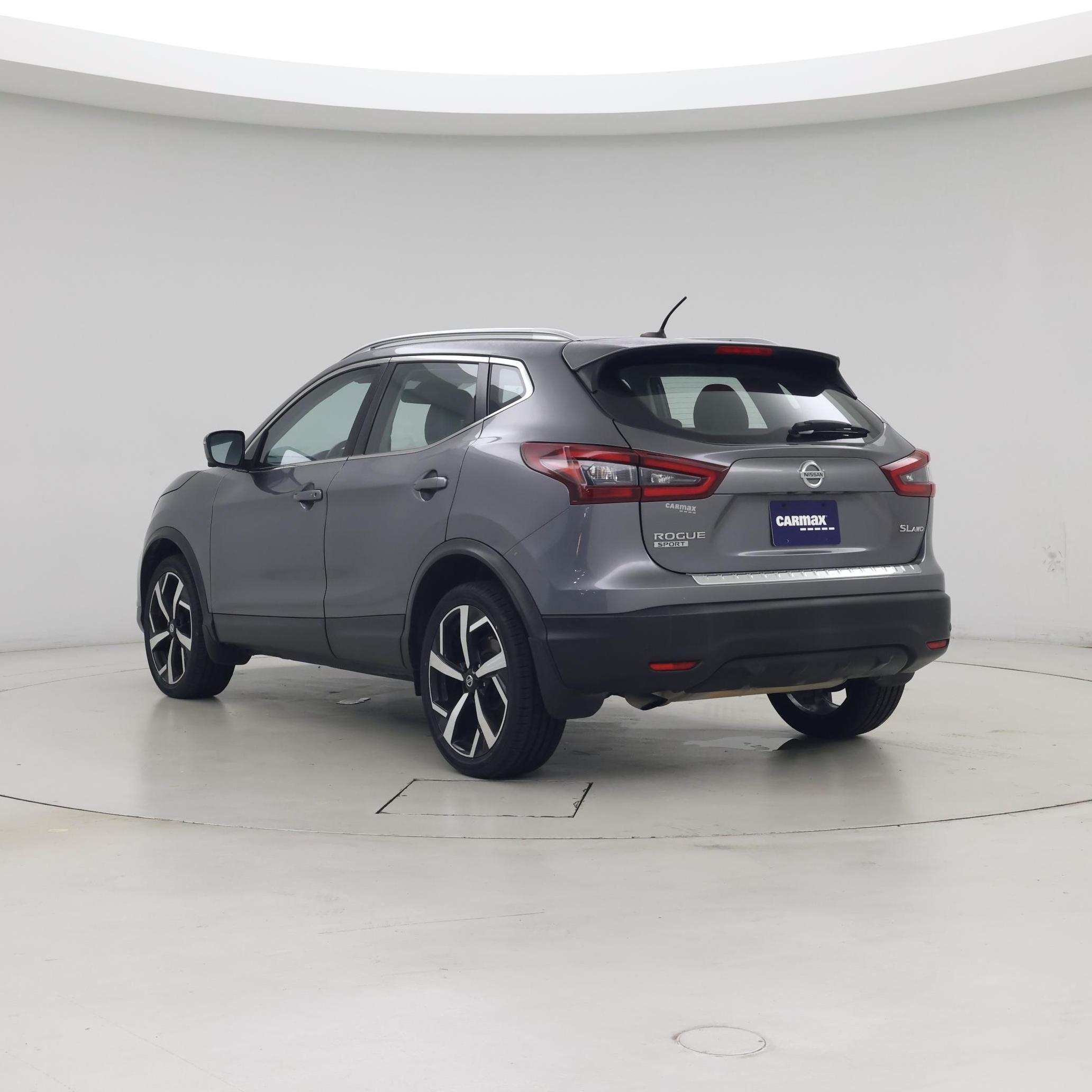 Thumbnail: 2022 Nissan Rogue Sport - 2