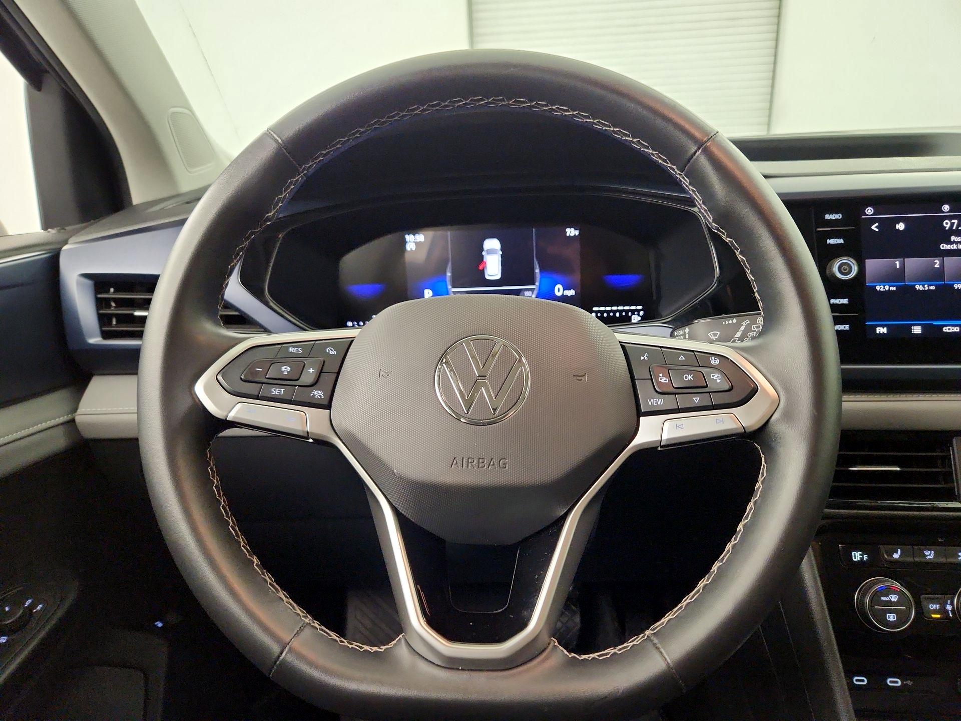 Thumbnail: 2024 Volkswagen Taos - 10