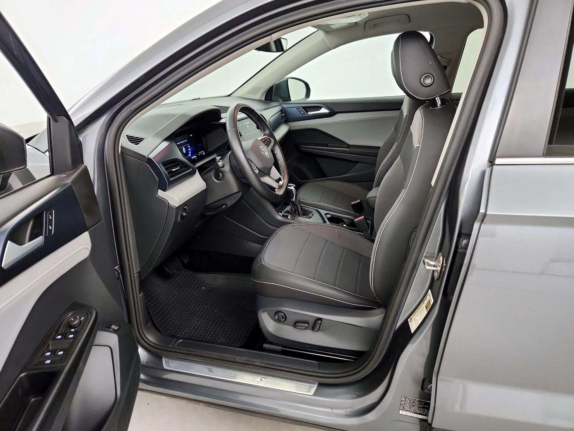 Thumbnail: 2024 Volkswagen Taos - 11