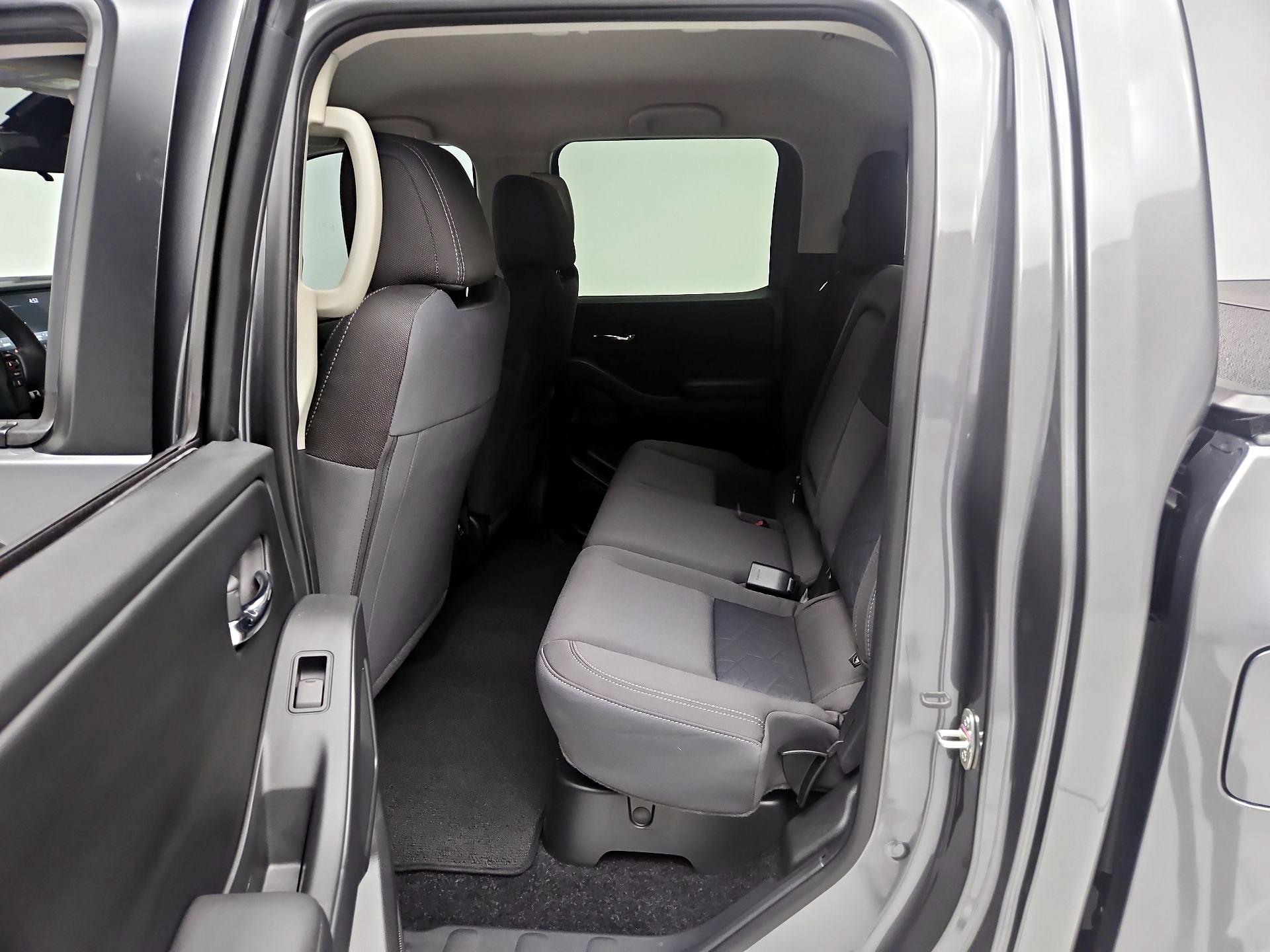 Thumbnail: 2025 Nissan Frontier - 19