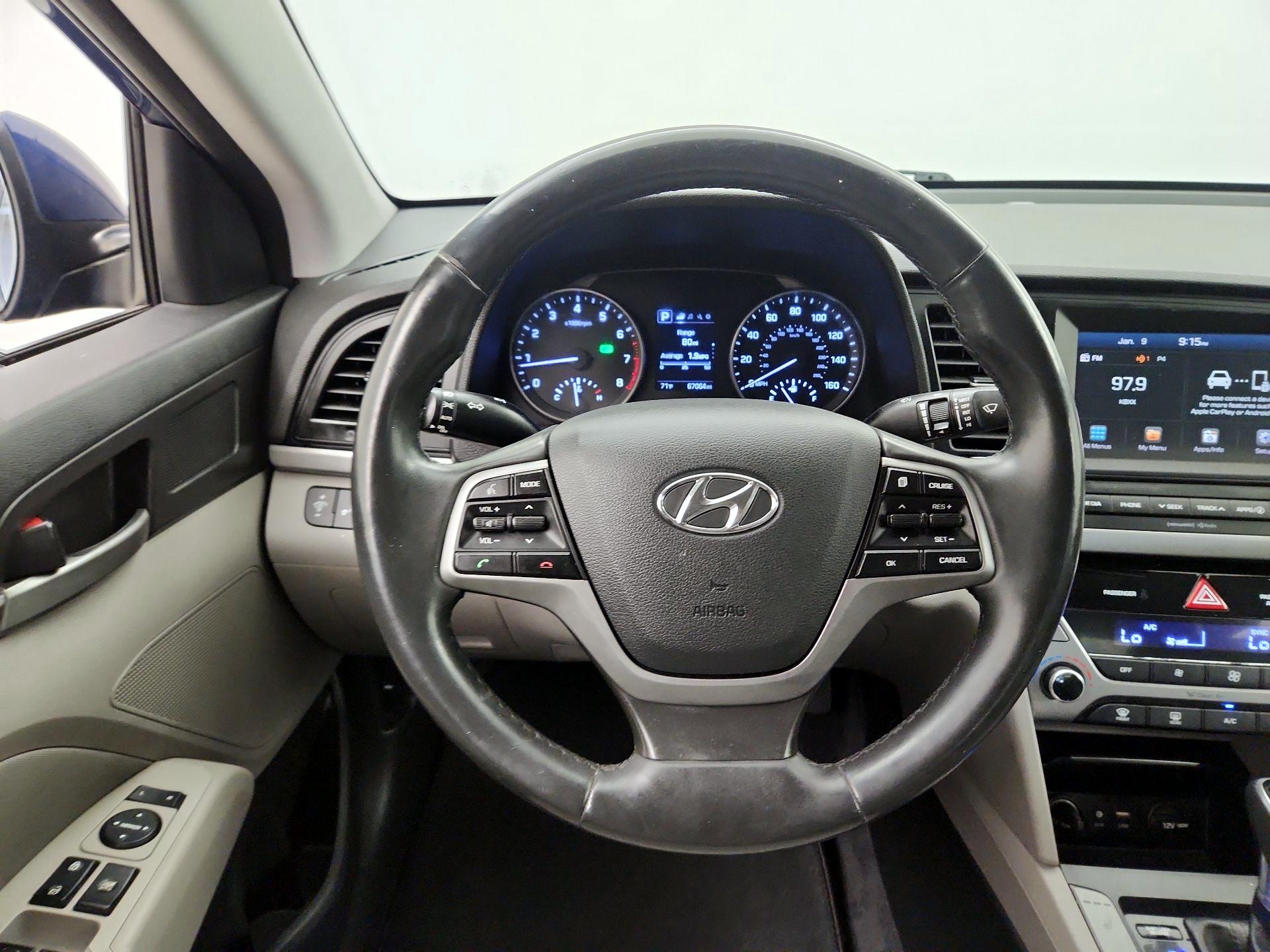 Thumbnail: 2017 Hyundai Elantra - 10