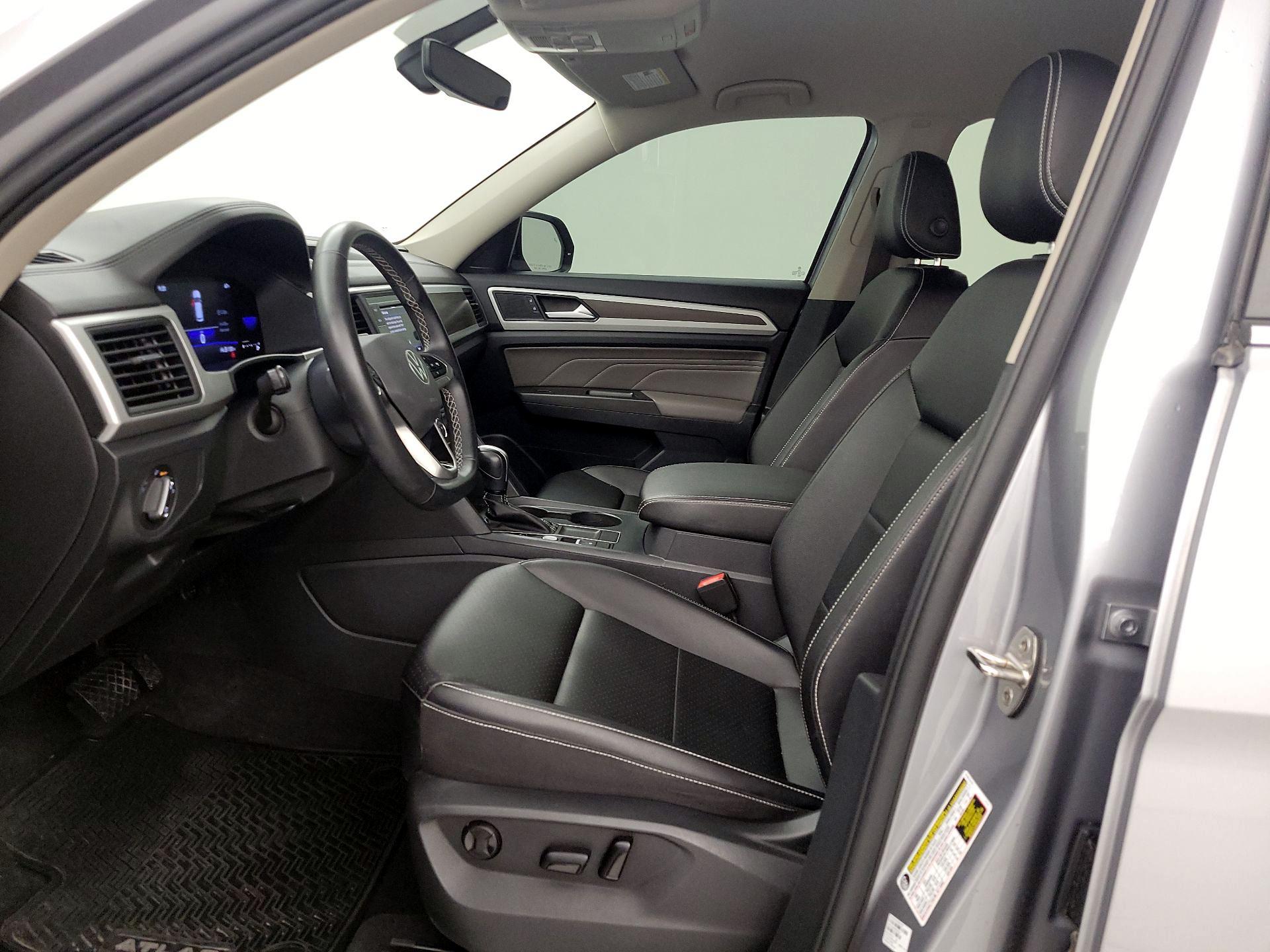 Thumbnail: 2022 Volkswagen Atlas - 11