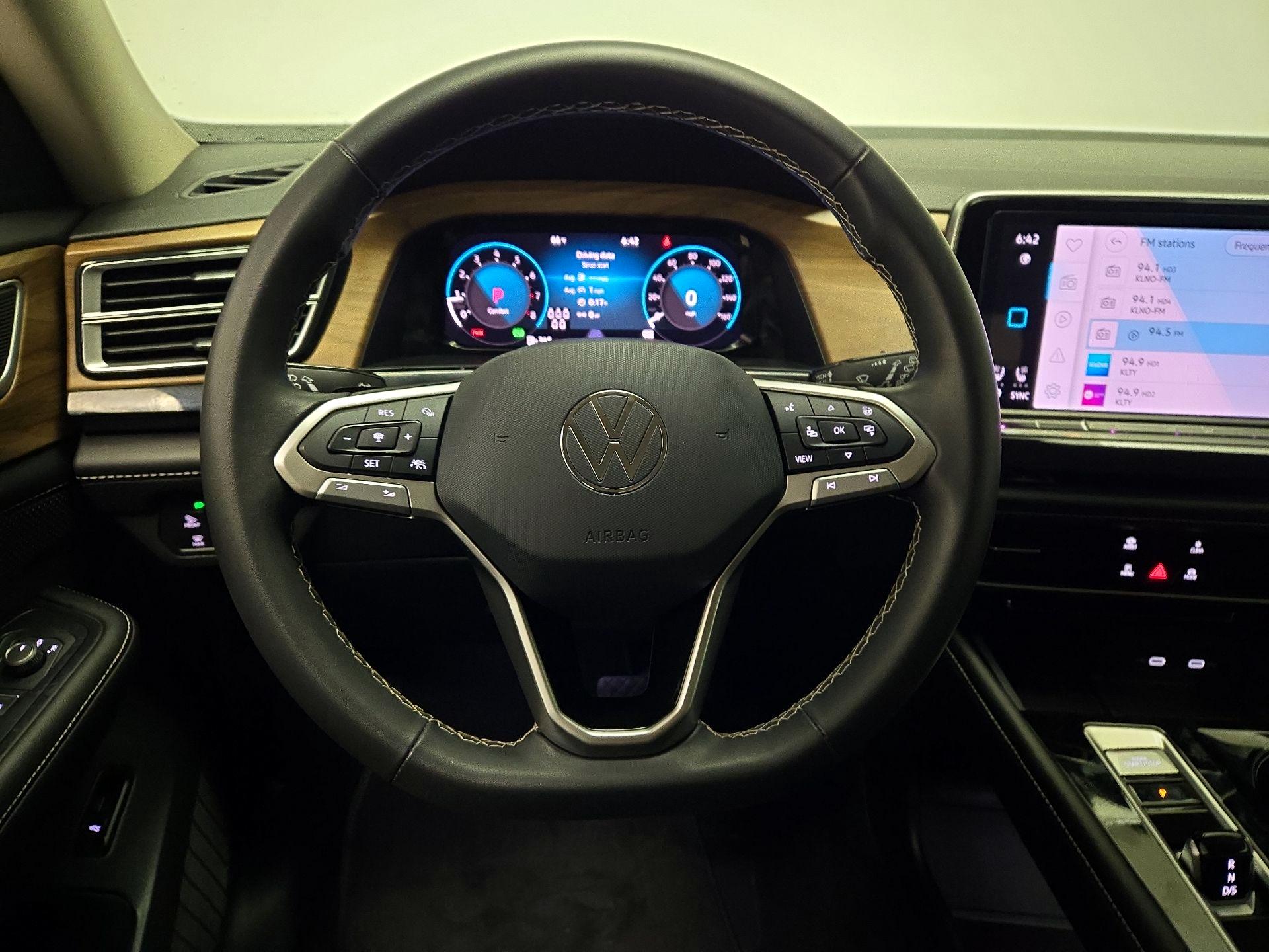 Thumbnail: 2024 Volkswagen Atlas - 10