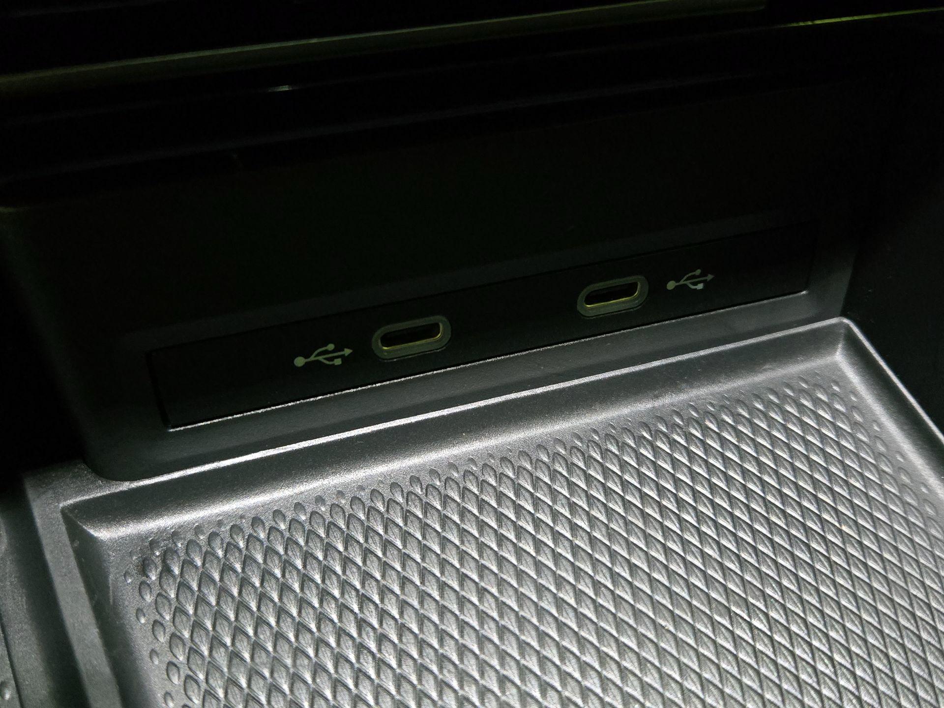 Thumbnail: 2024 Volkswagen Atlas - 18