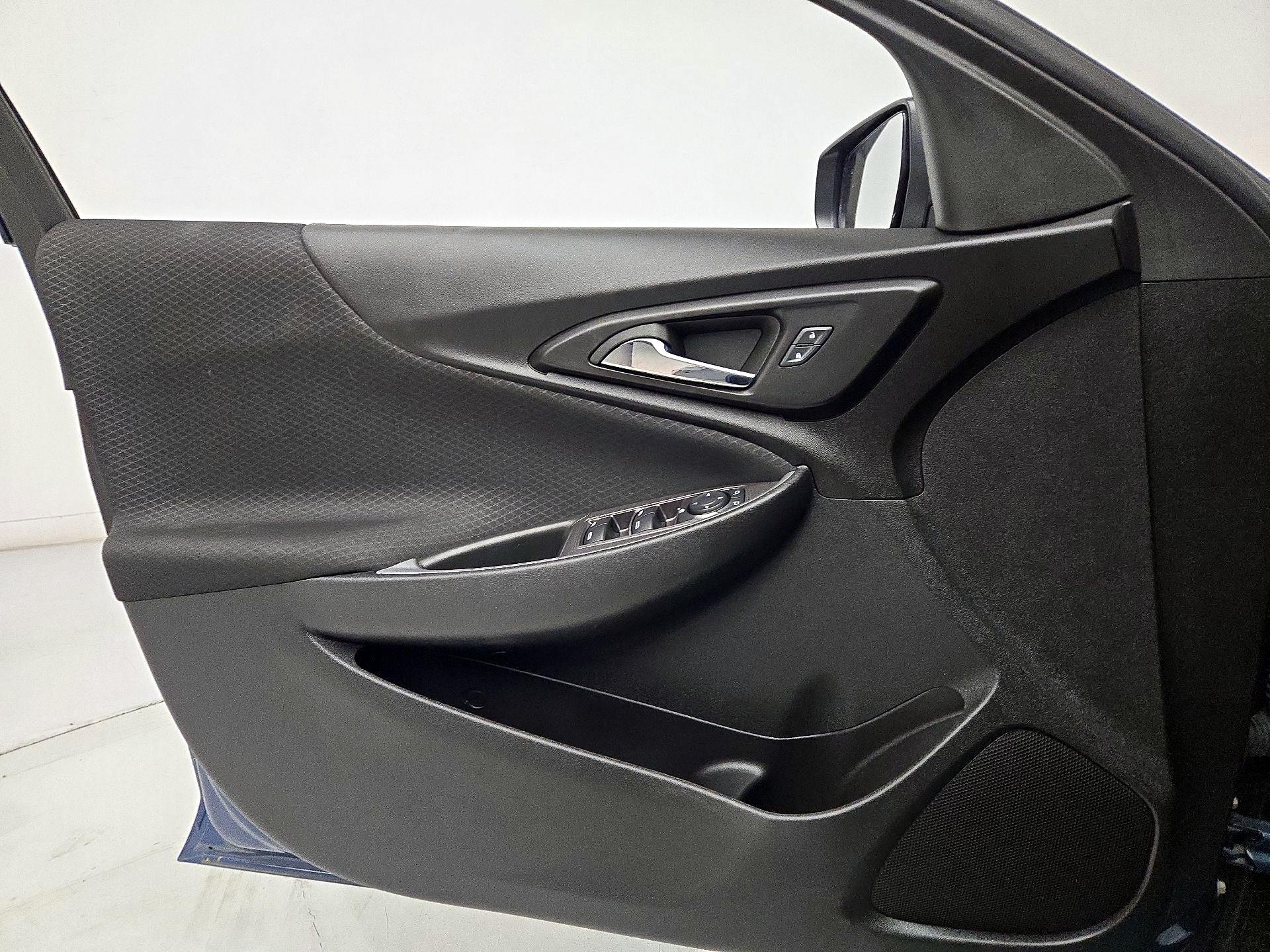 Thumbnail: 2024 Chevrolet Malibu - 12