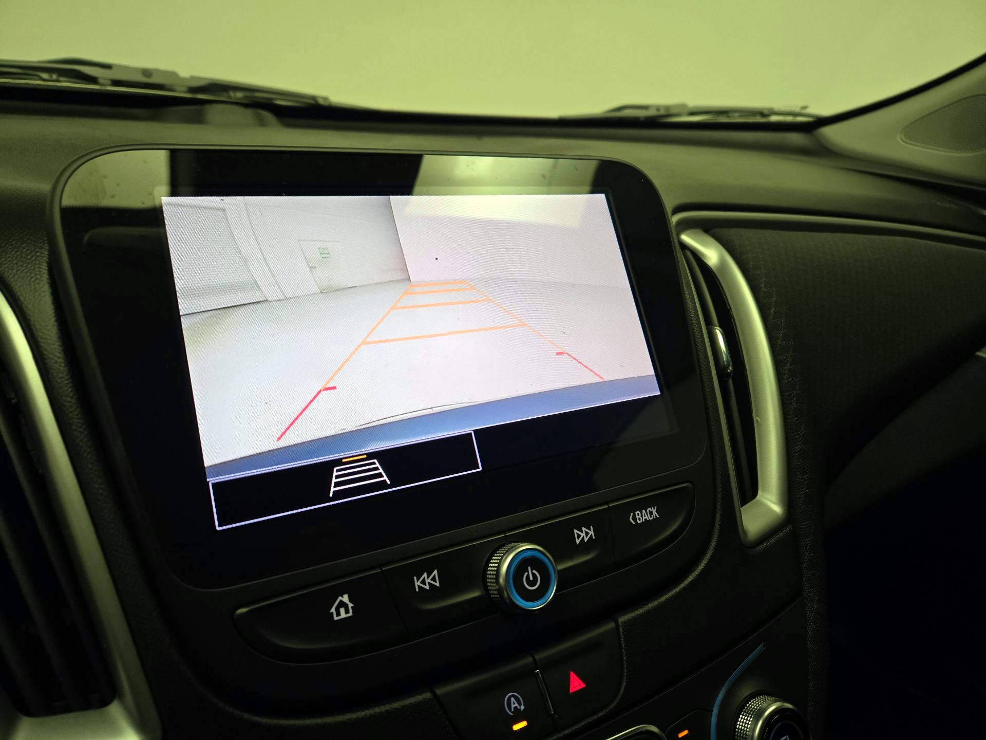 Thumbnail: 2024 Chevrolet Malibu - 14