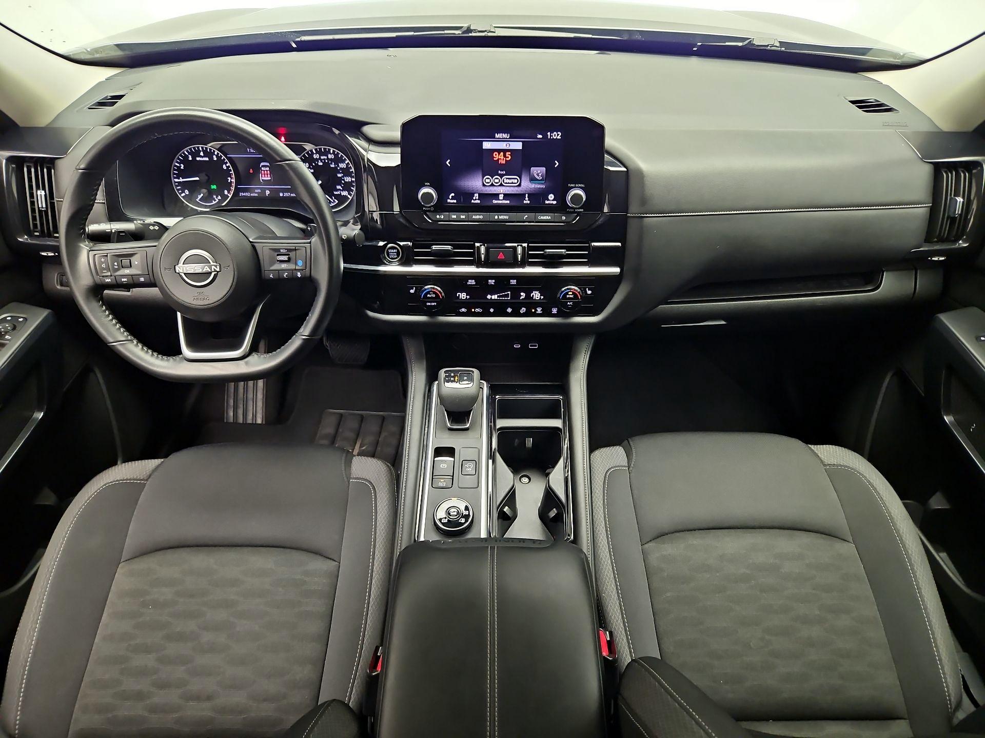 Thumbnail: 2024 Nissan Pathfinder - 9