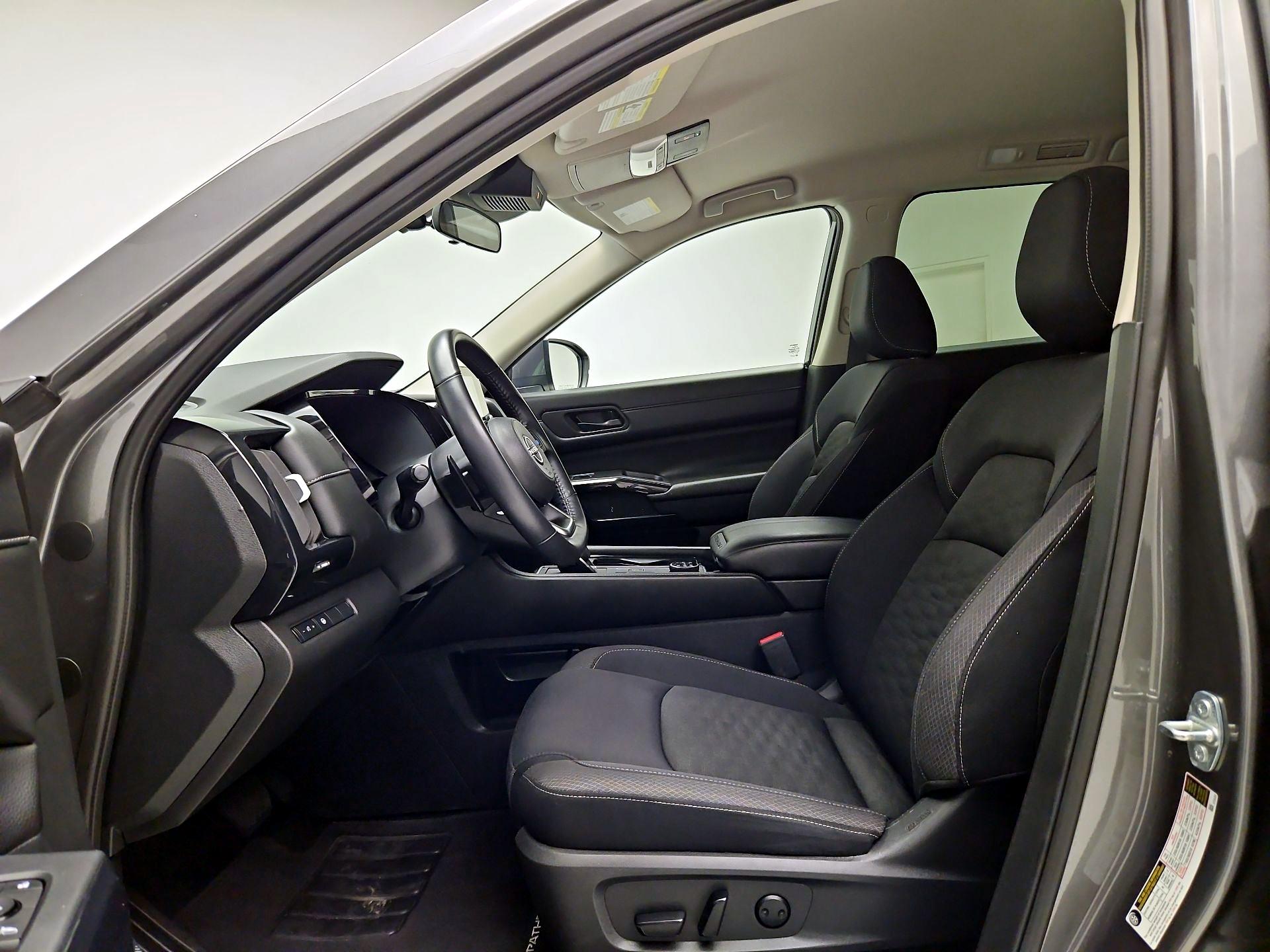 Thumbnail: 2024 Nissan Pathfinder - 11