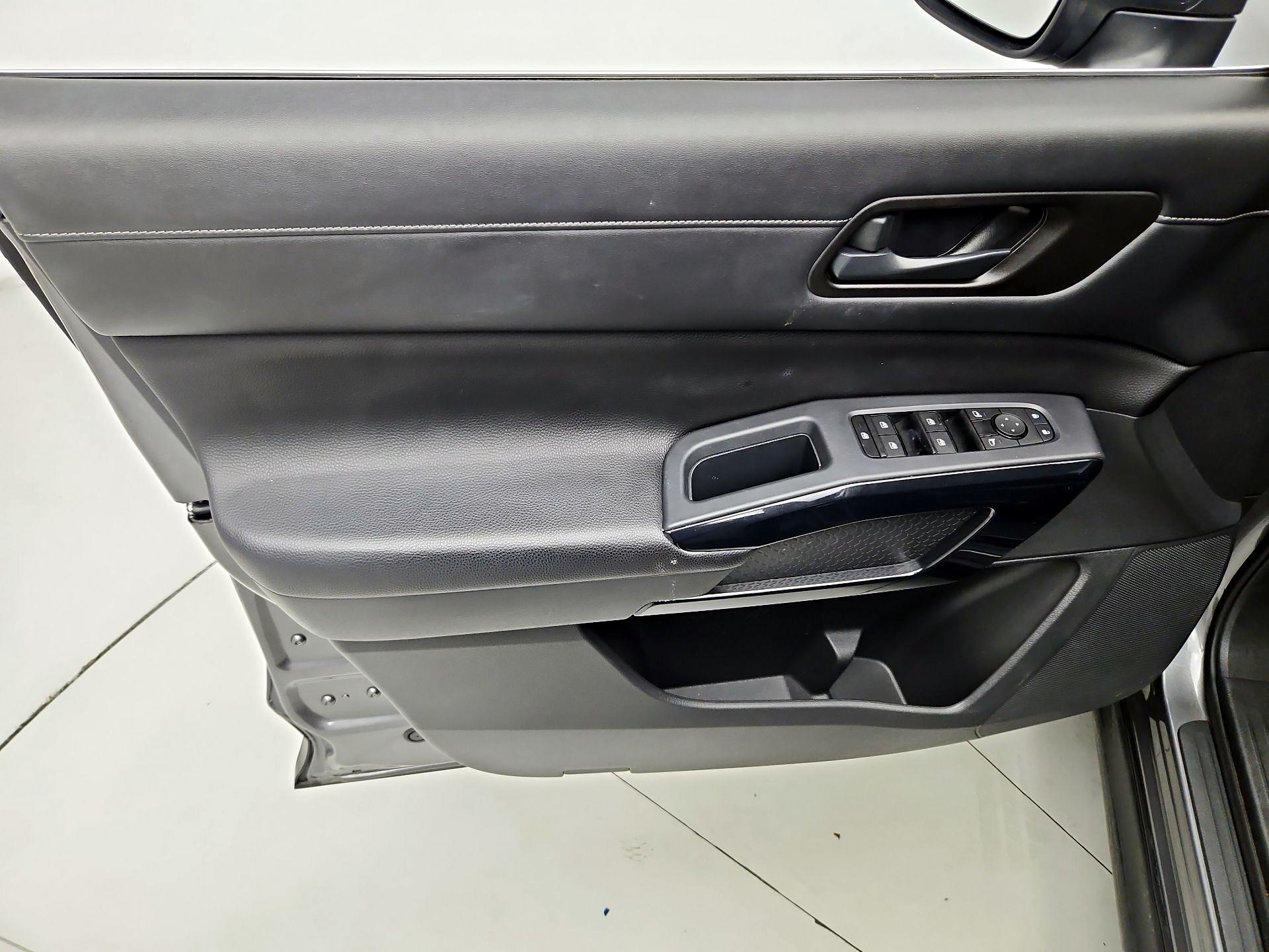 Thumbnail: 2024 Nissan Pathfinder - 12