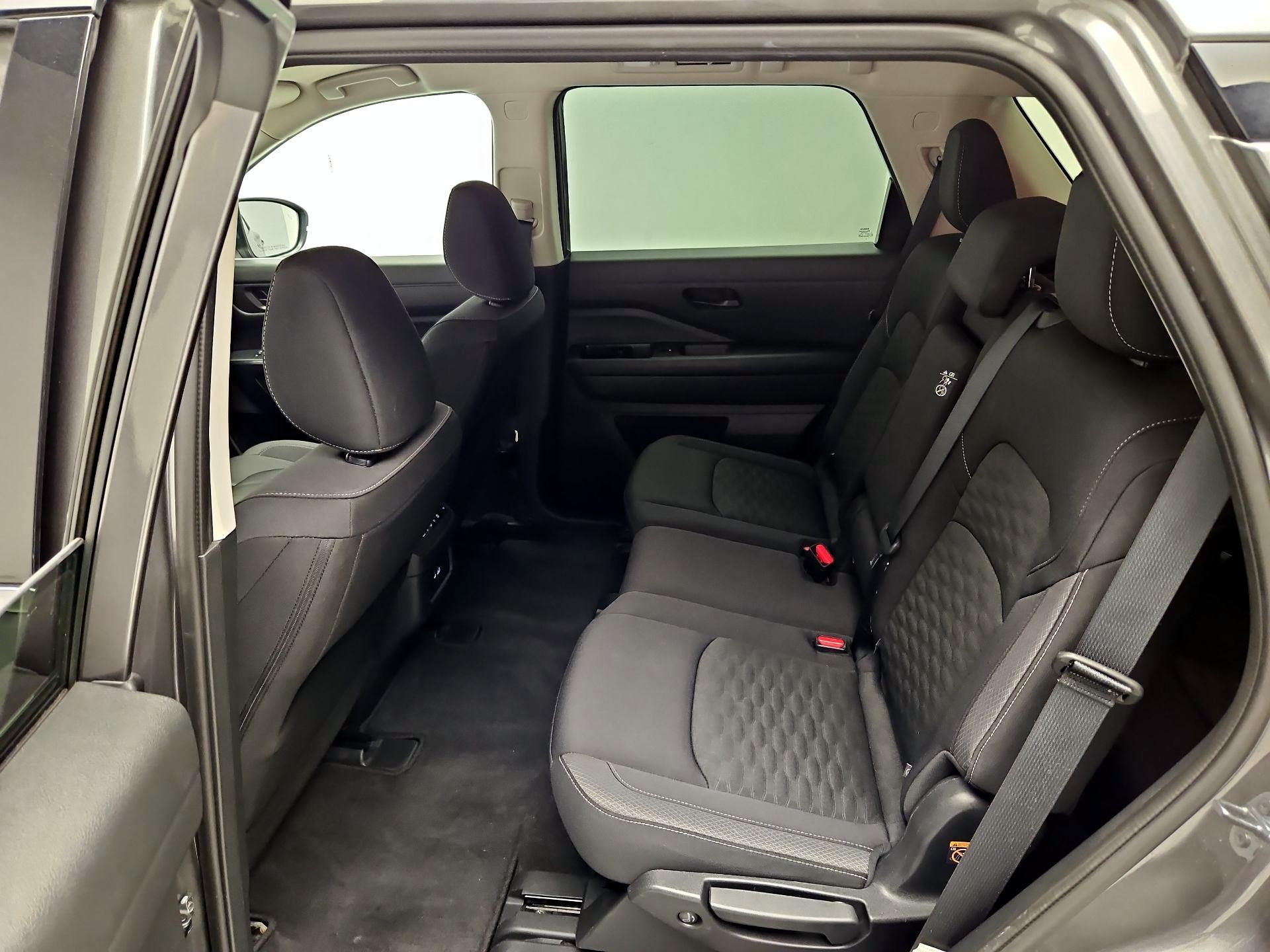 Thumbnail: 2024 Nissan Pathfinder - 19