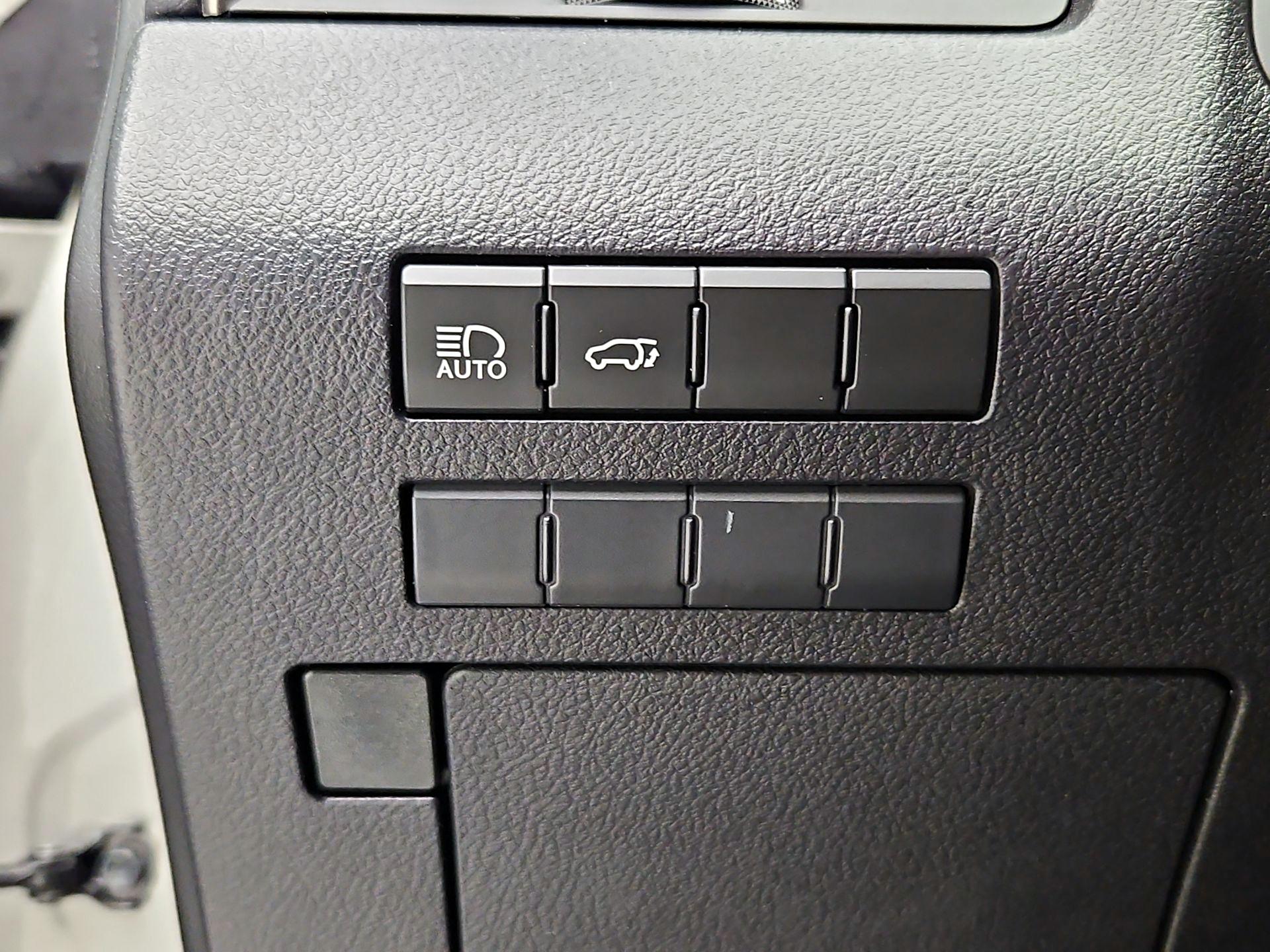 Thumbnail: 2022 Lexus RX - 13