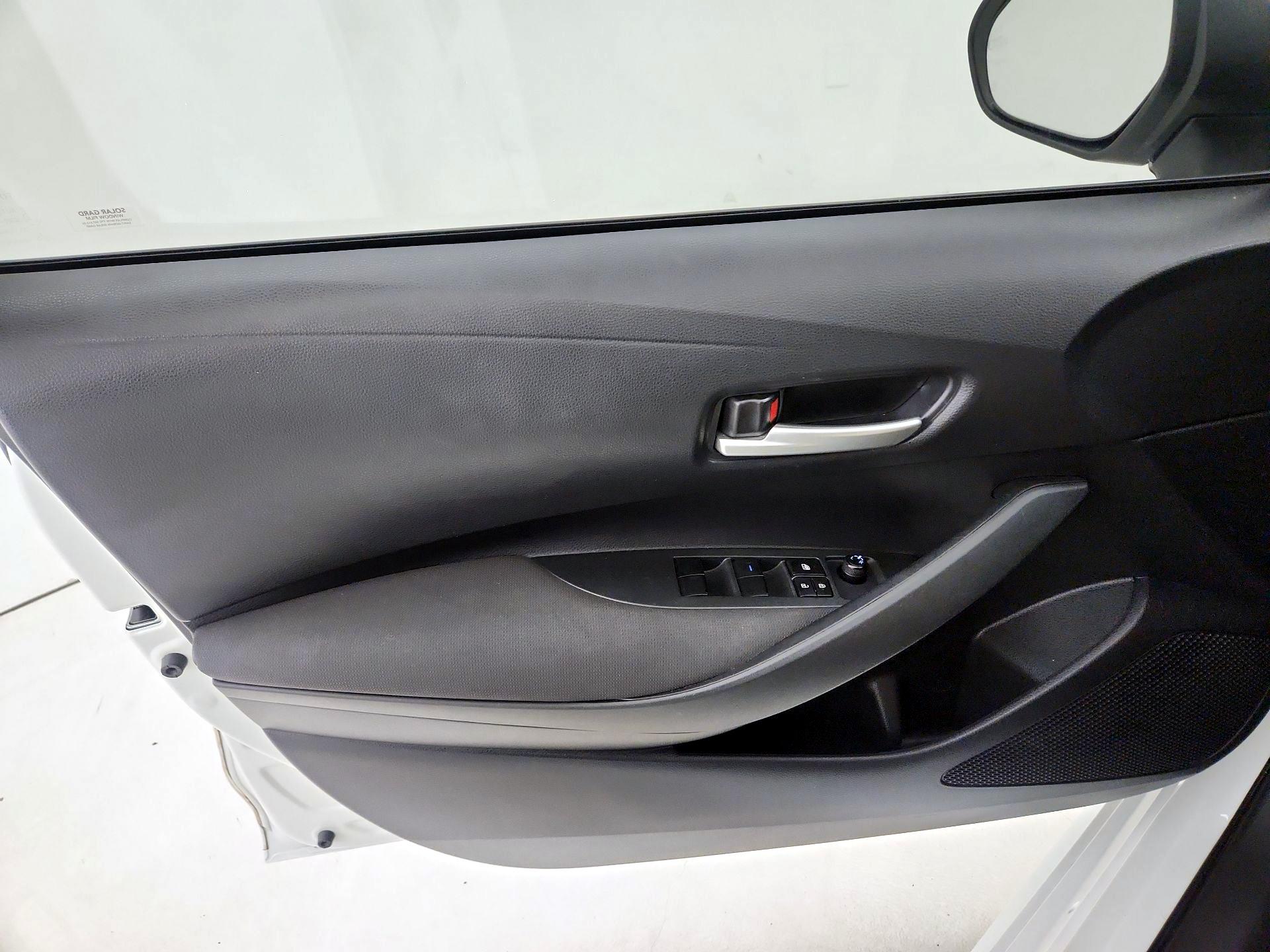 Thumbnail: 2021 Toyota Corolla - 12