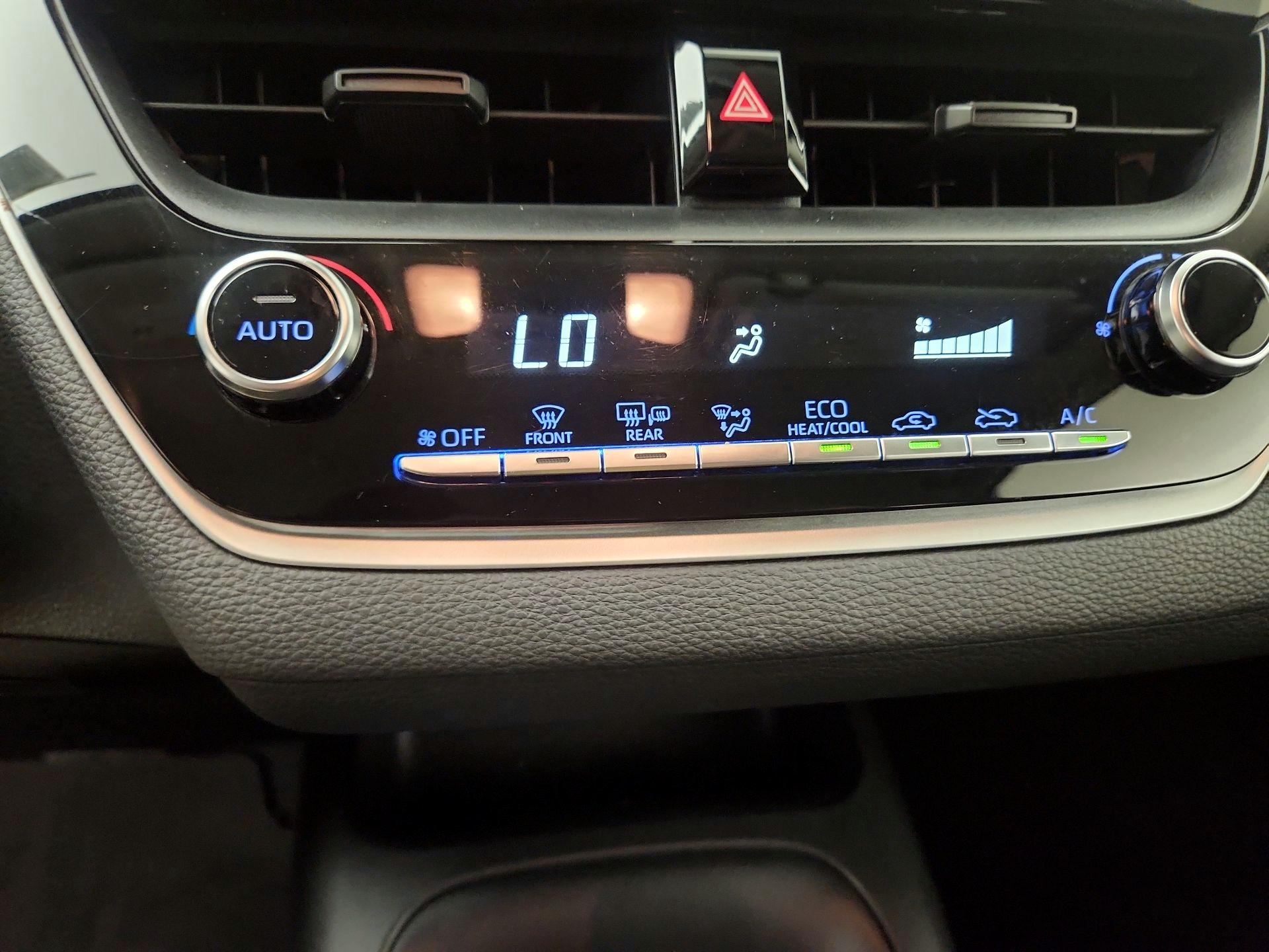 Thumbnail: 2021 Toyota Corolla - 16