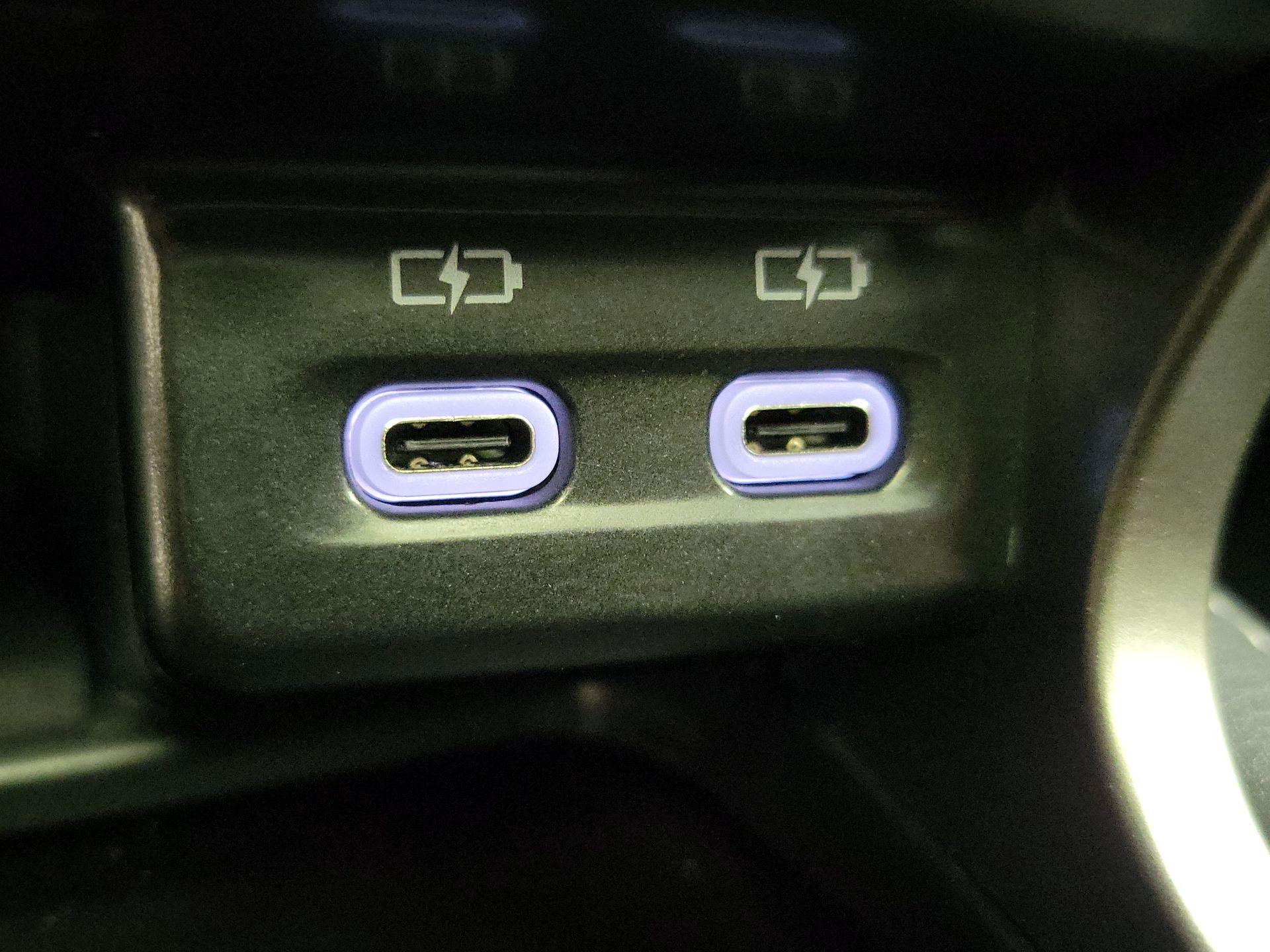 Thumbnail: 2023 Lexus RX - 19