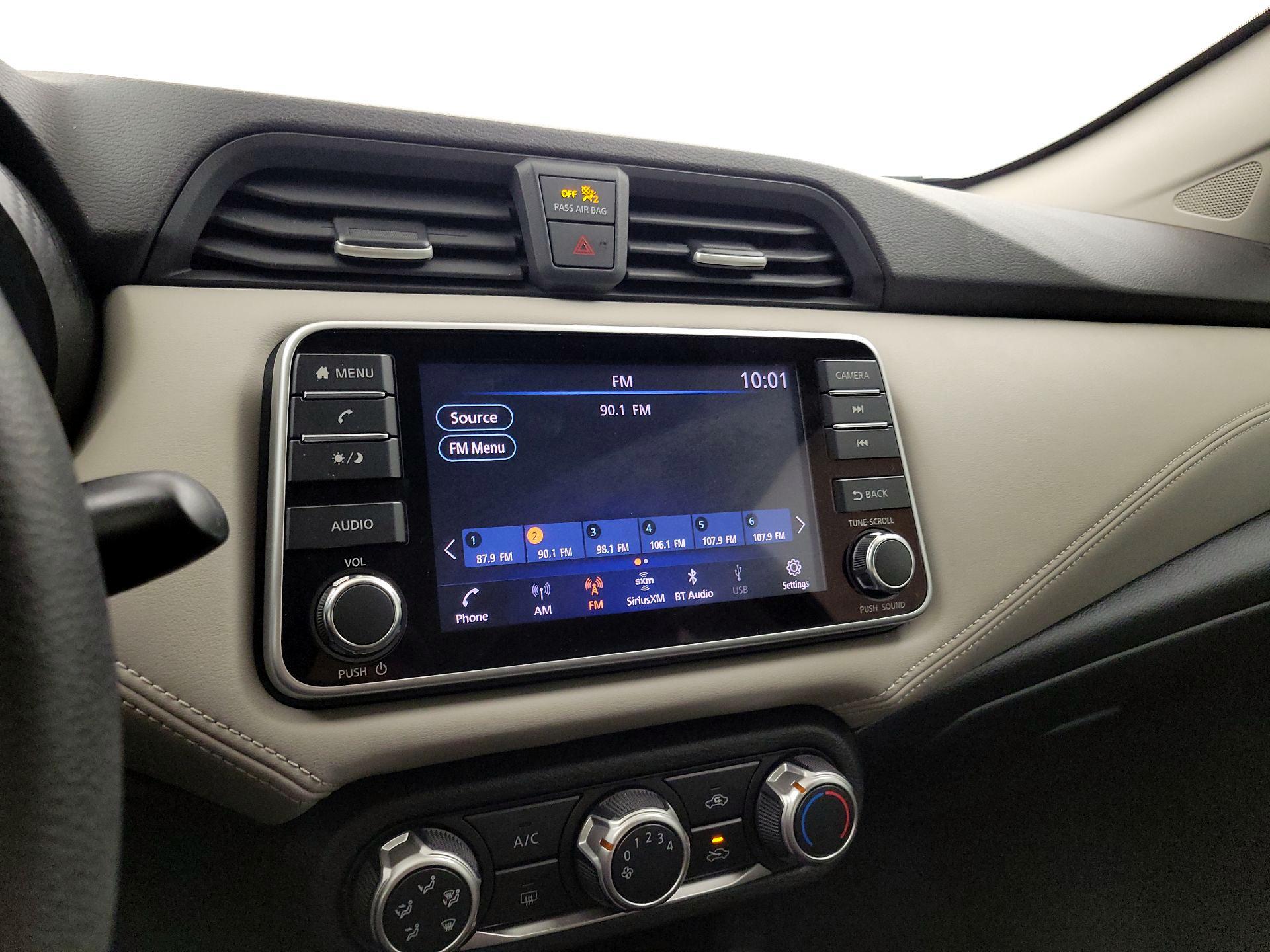 Thumbnail: 2020 Nissan Versa - 15