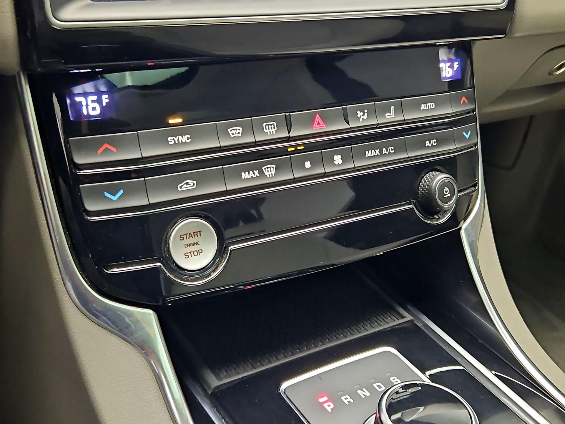 Thumbnail: 2019 Jaguar XE - 16