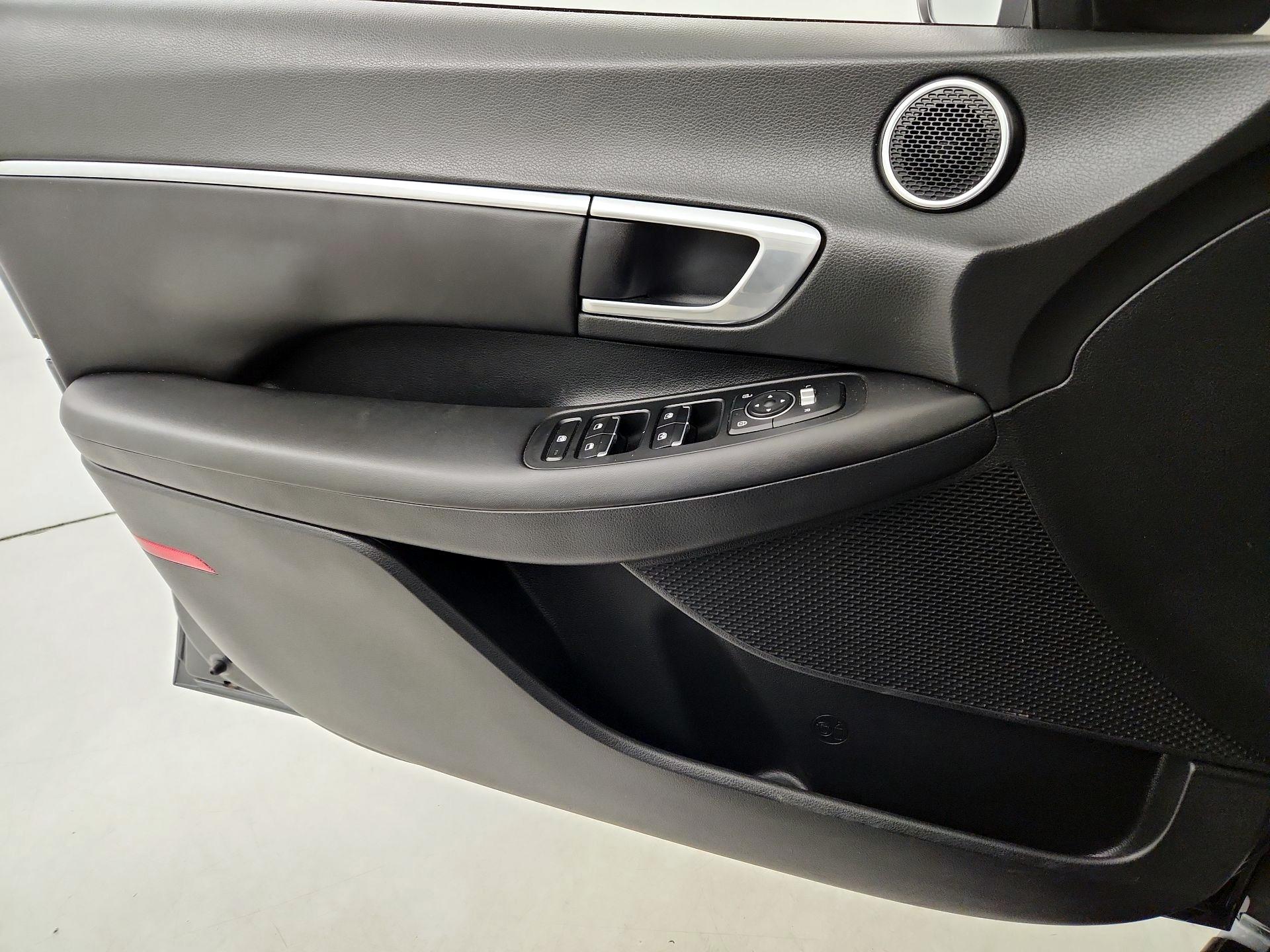 Thumbnail: 2023 Hyundai Sonata - 12