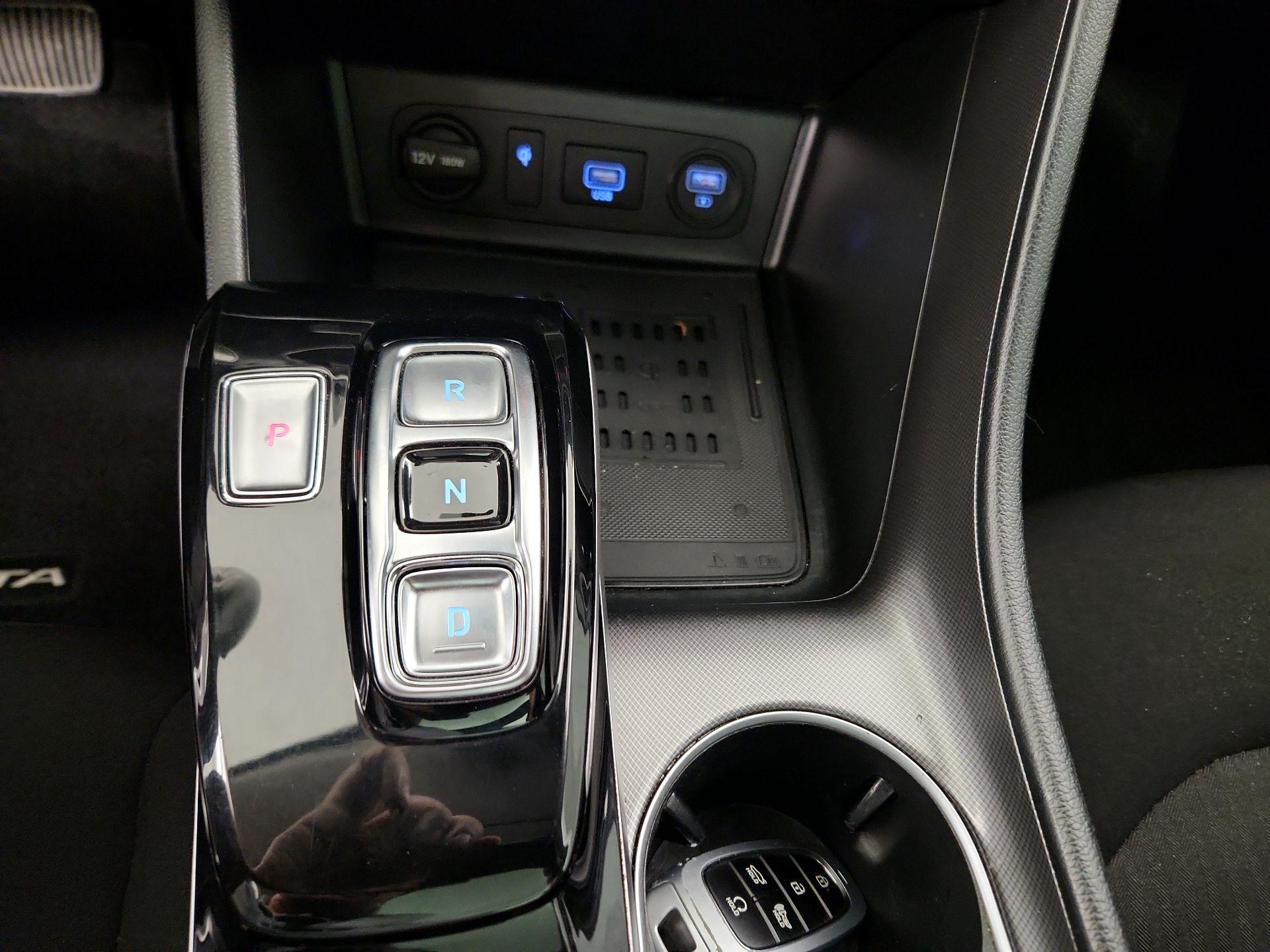 Thumbnail: 2023 Hyundai Sonata - 18