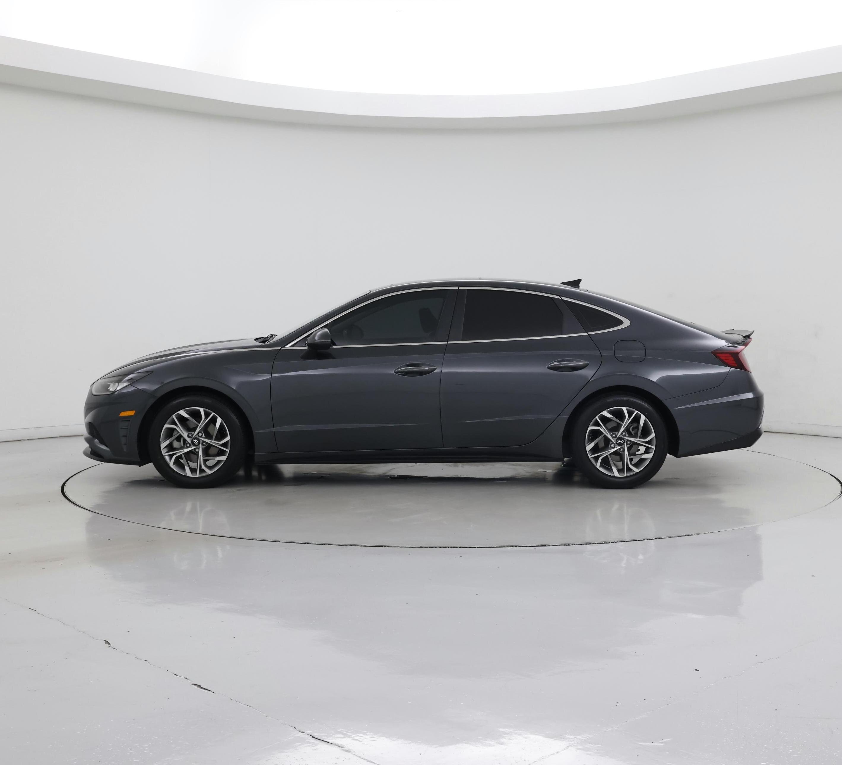 Thumbnail: 2023 Hyundai Sonata - 3