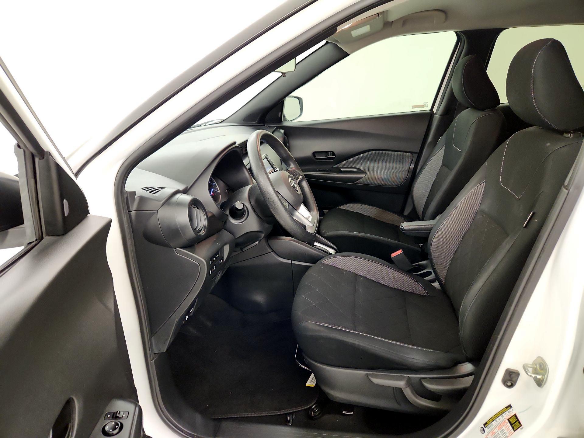 Thumbnail: 2020 Nissan Kicks - 11