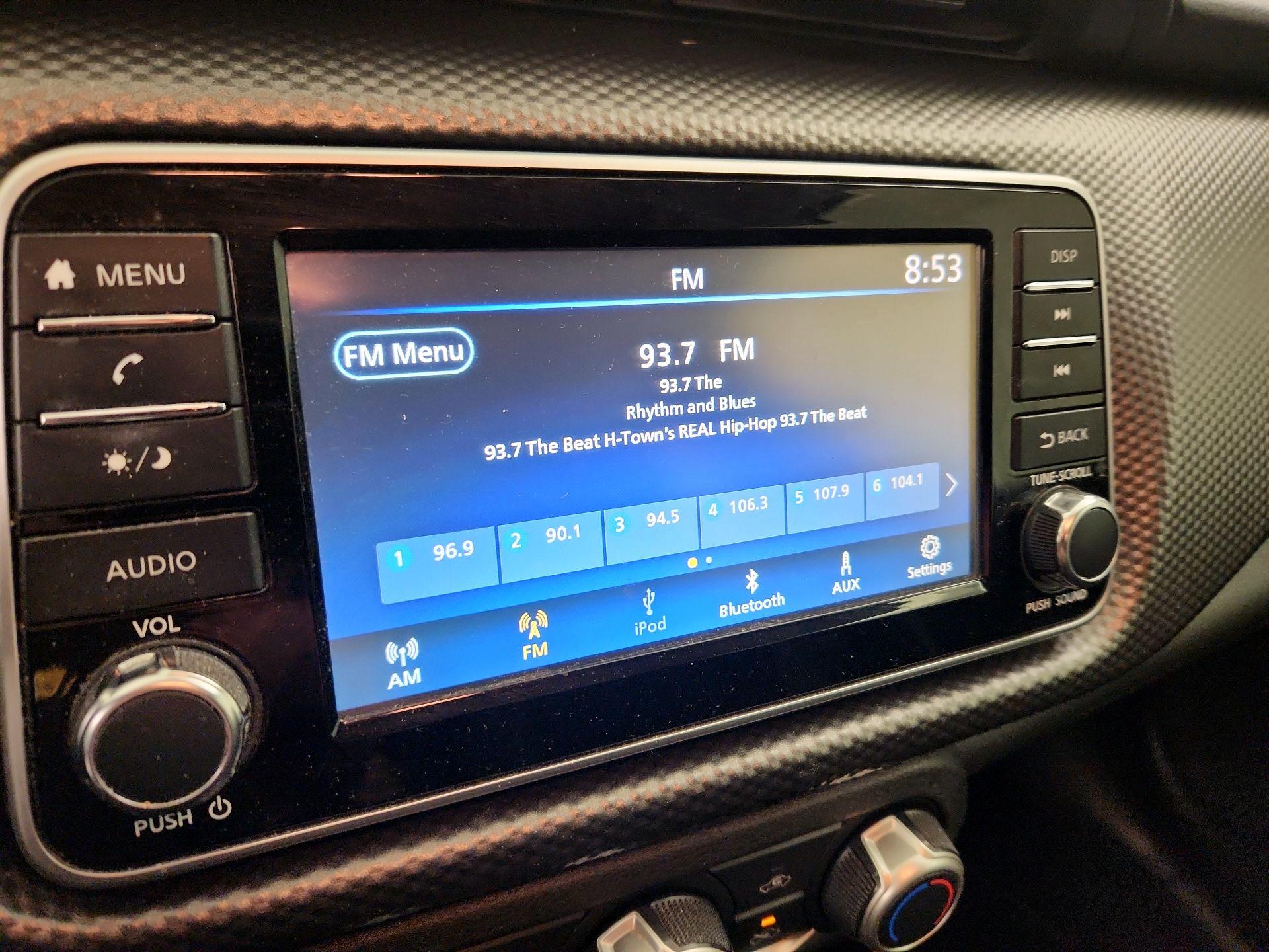 Thumbnail: 2020 Nissan Kicks - 15