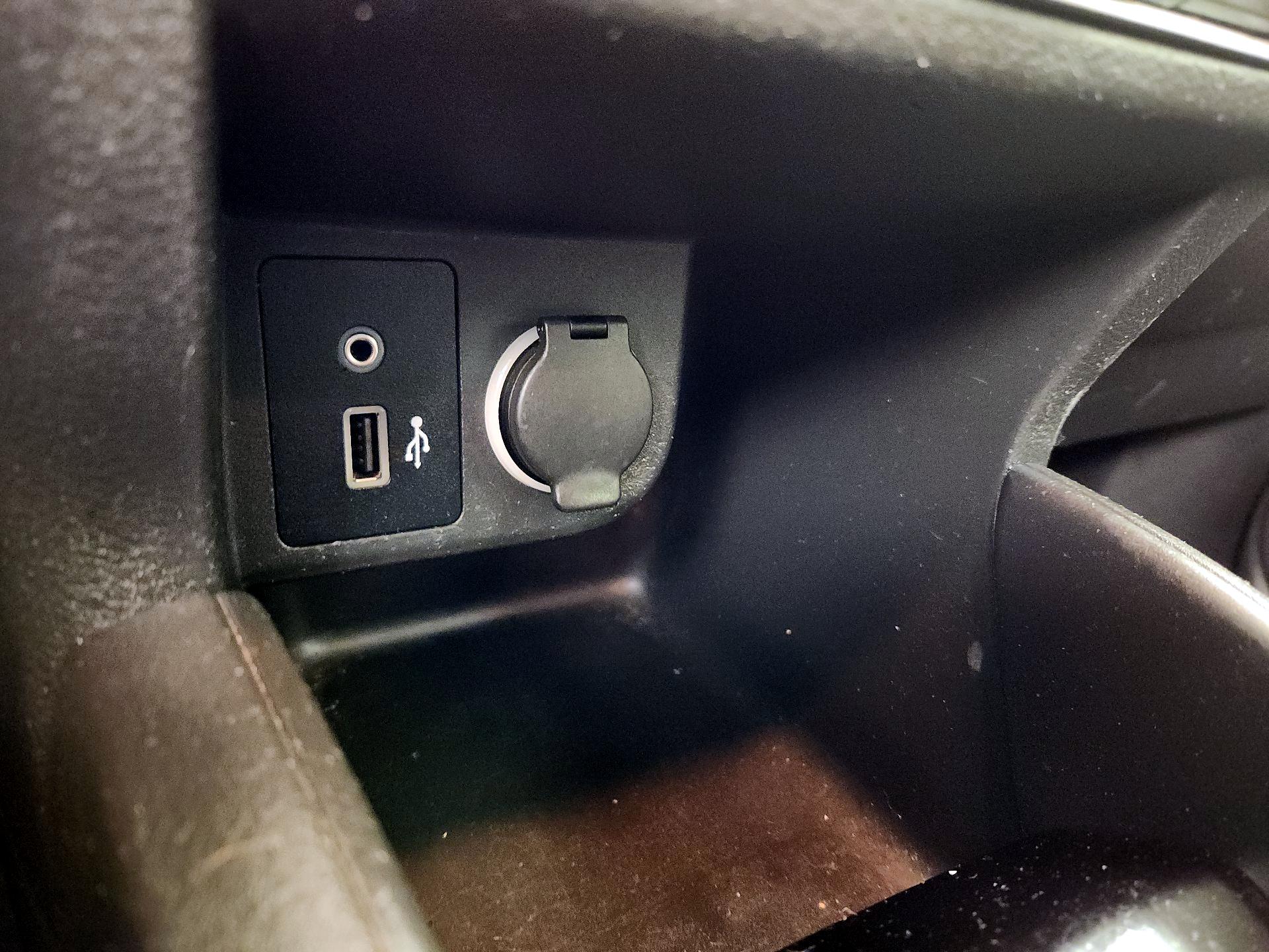 Thumbnail: 2020 Nissan Kicks - 18