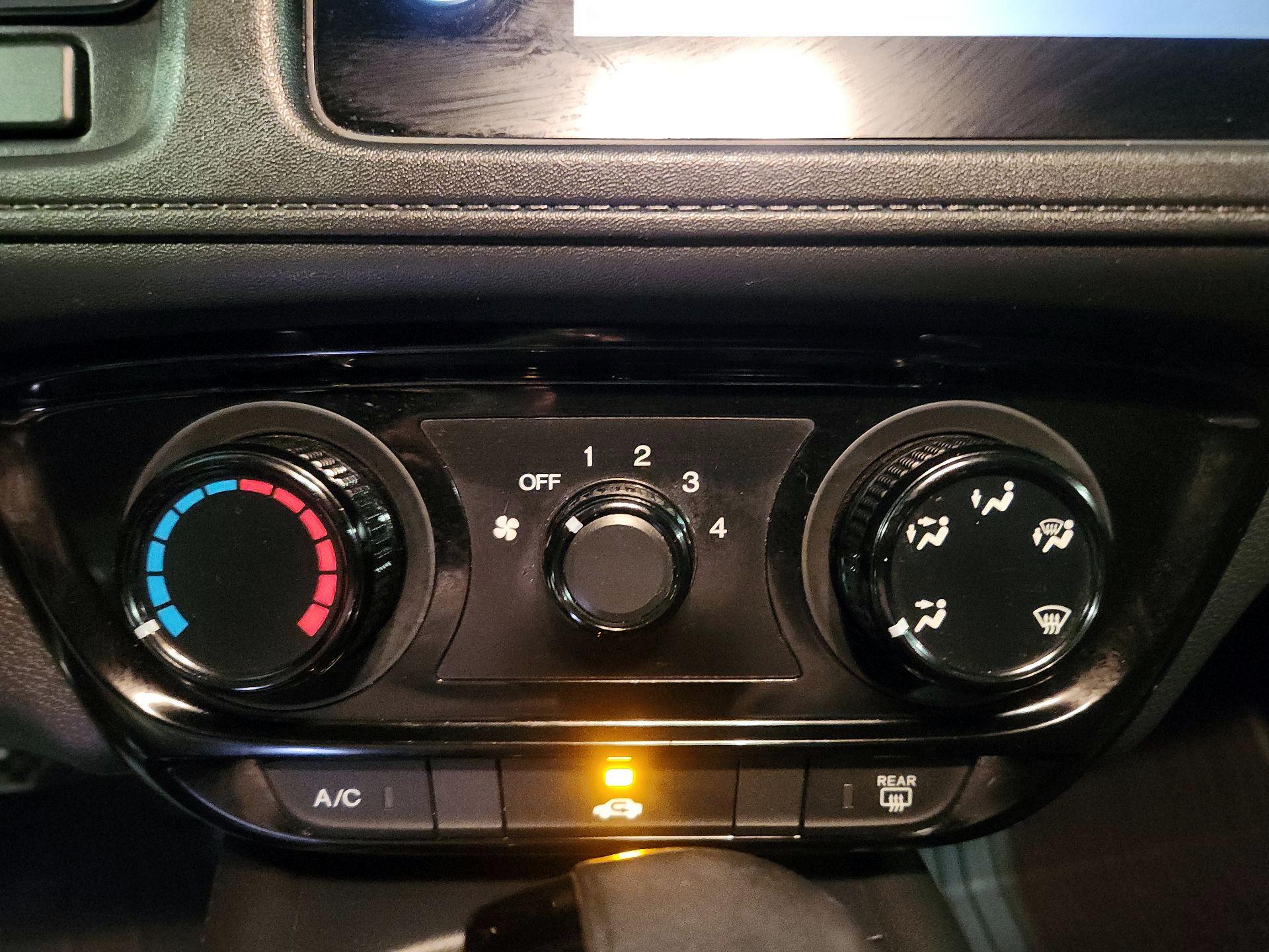 Thumbnail: 2019 Honda HR-V - 16