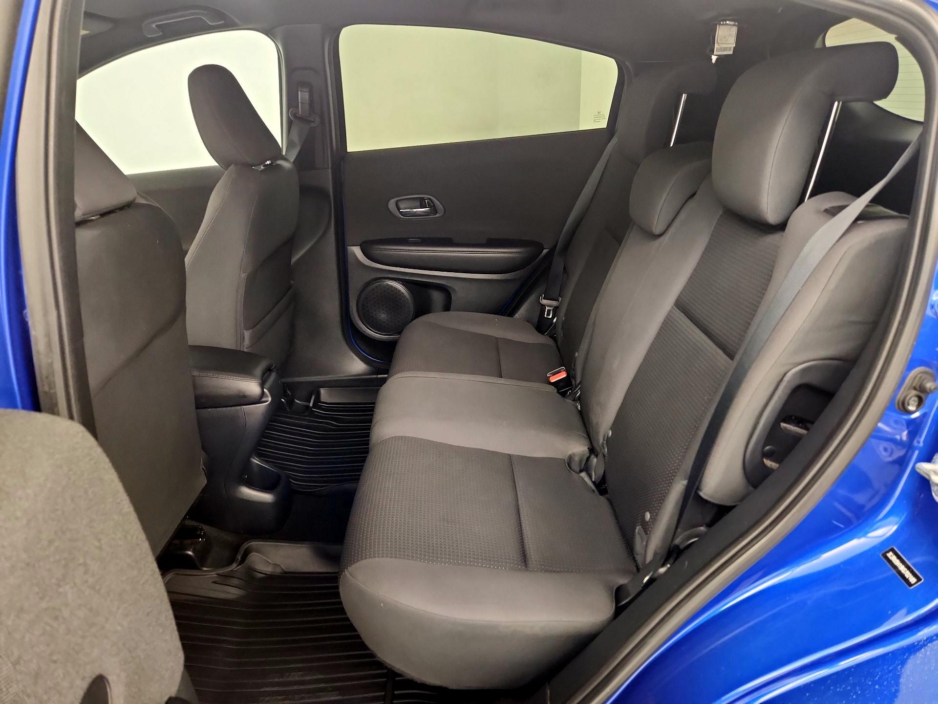 Thumbnail: 2019 Honda HR-V - 19