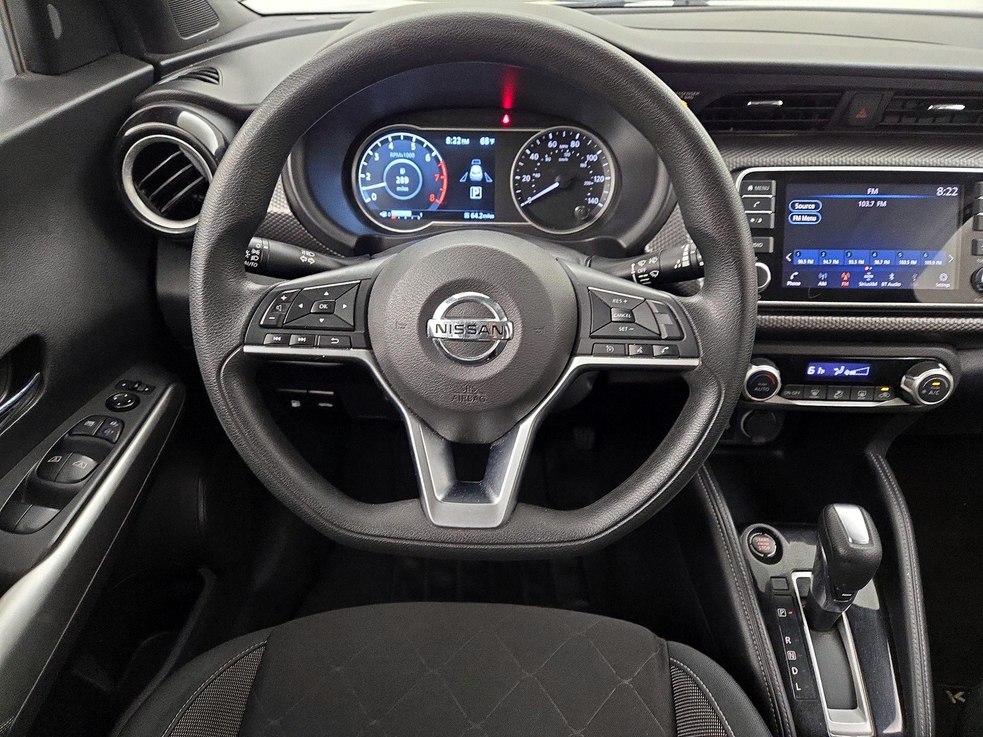 Thumbnail: 2020 Nissan Kicks - 10