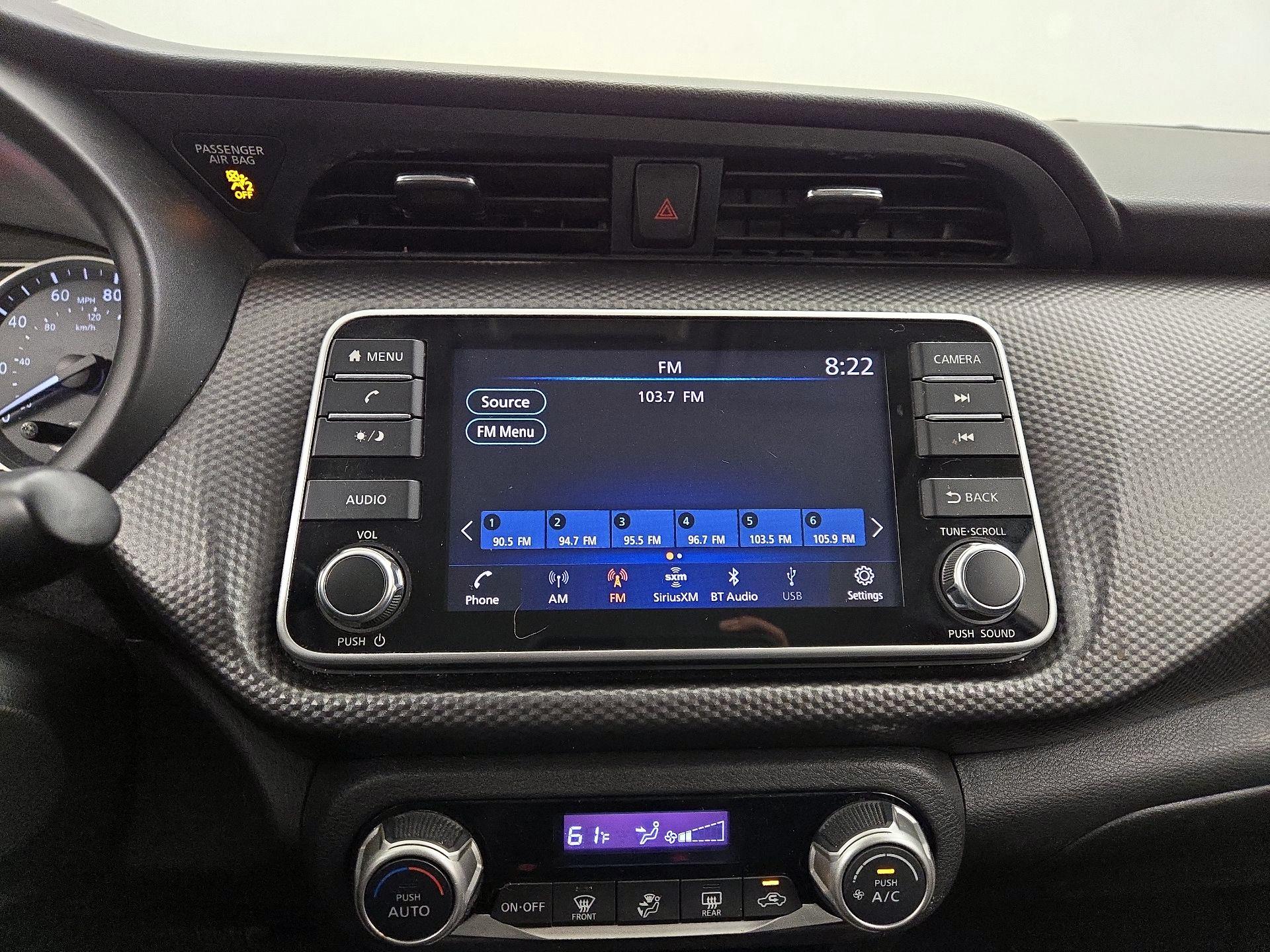 Thumbnail: 2020 Nissan Kicks - 14