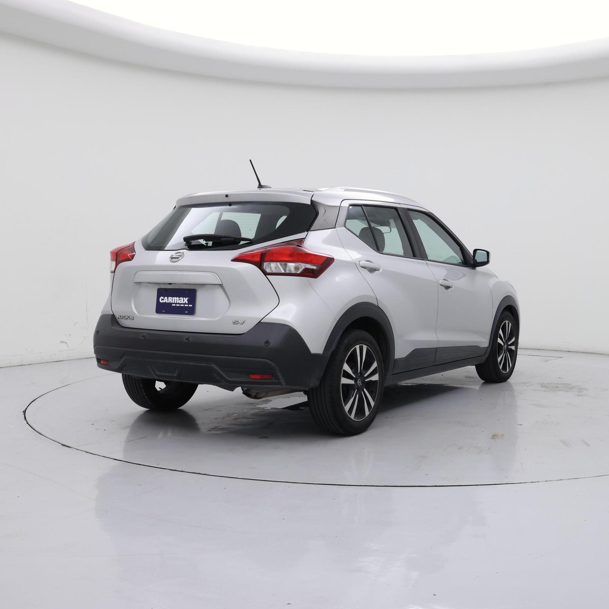 Thumbnail: 2020 Nissan Kicks - 8
