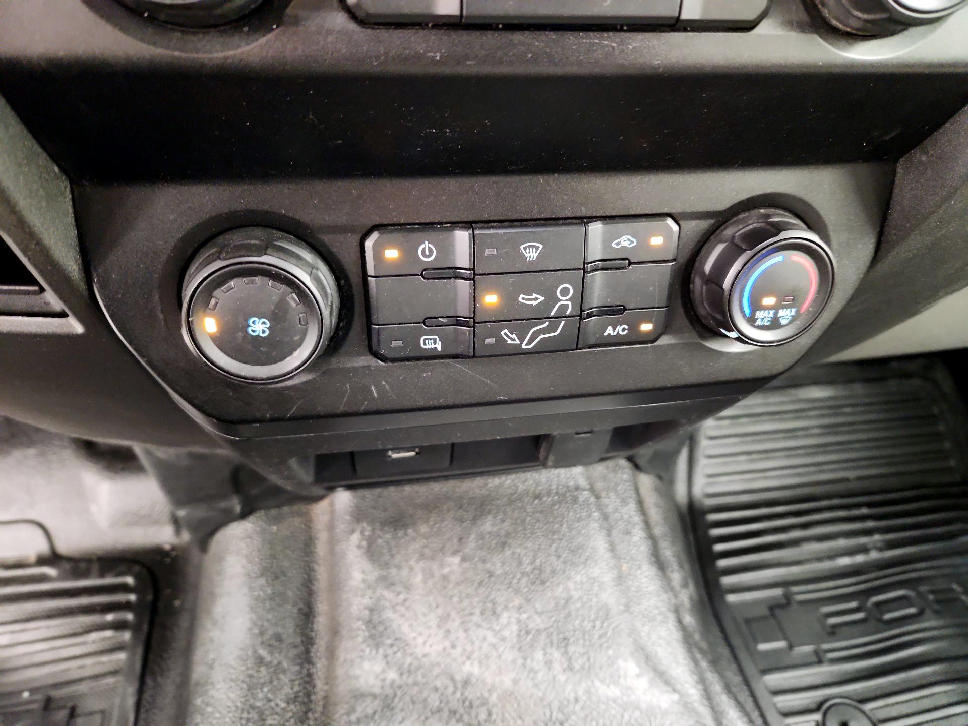 Thumbnail: 2020 Ford F-250 - 16