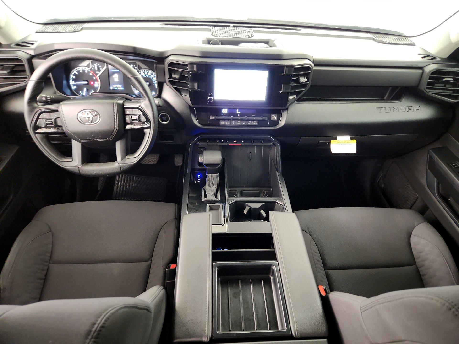 Thumbnail: 2024 Toyota Tundra - 9