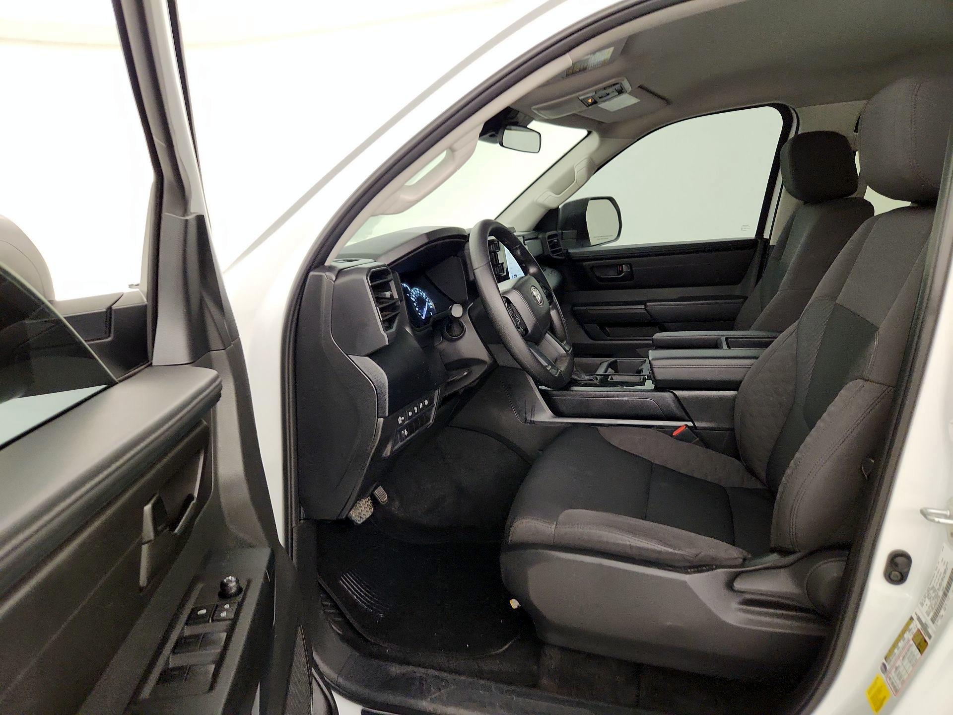 Thumbnail: 2024 Toyota Tundra - 11