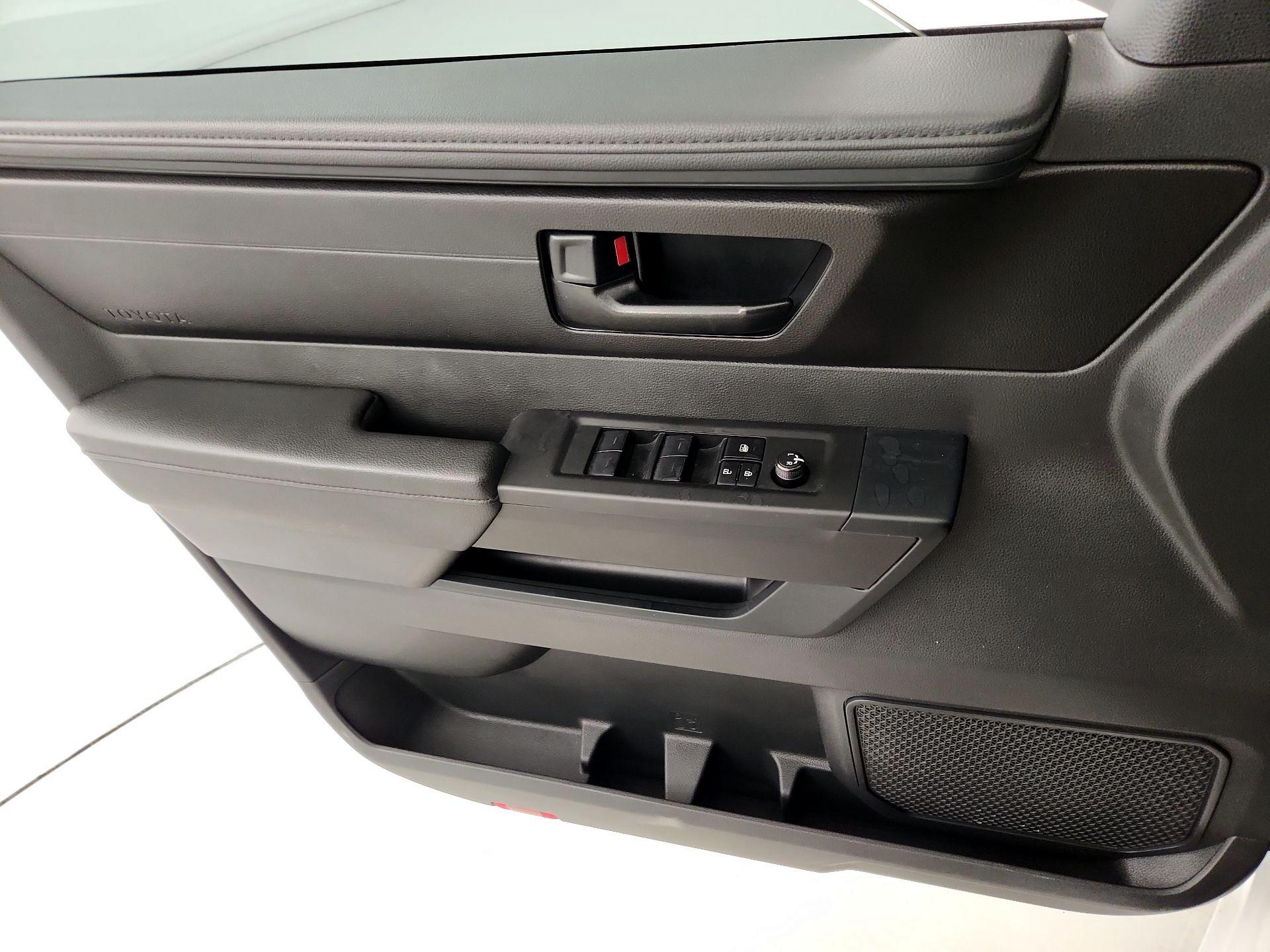 Thumbnail: 2024 Toyota Tundra - 12