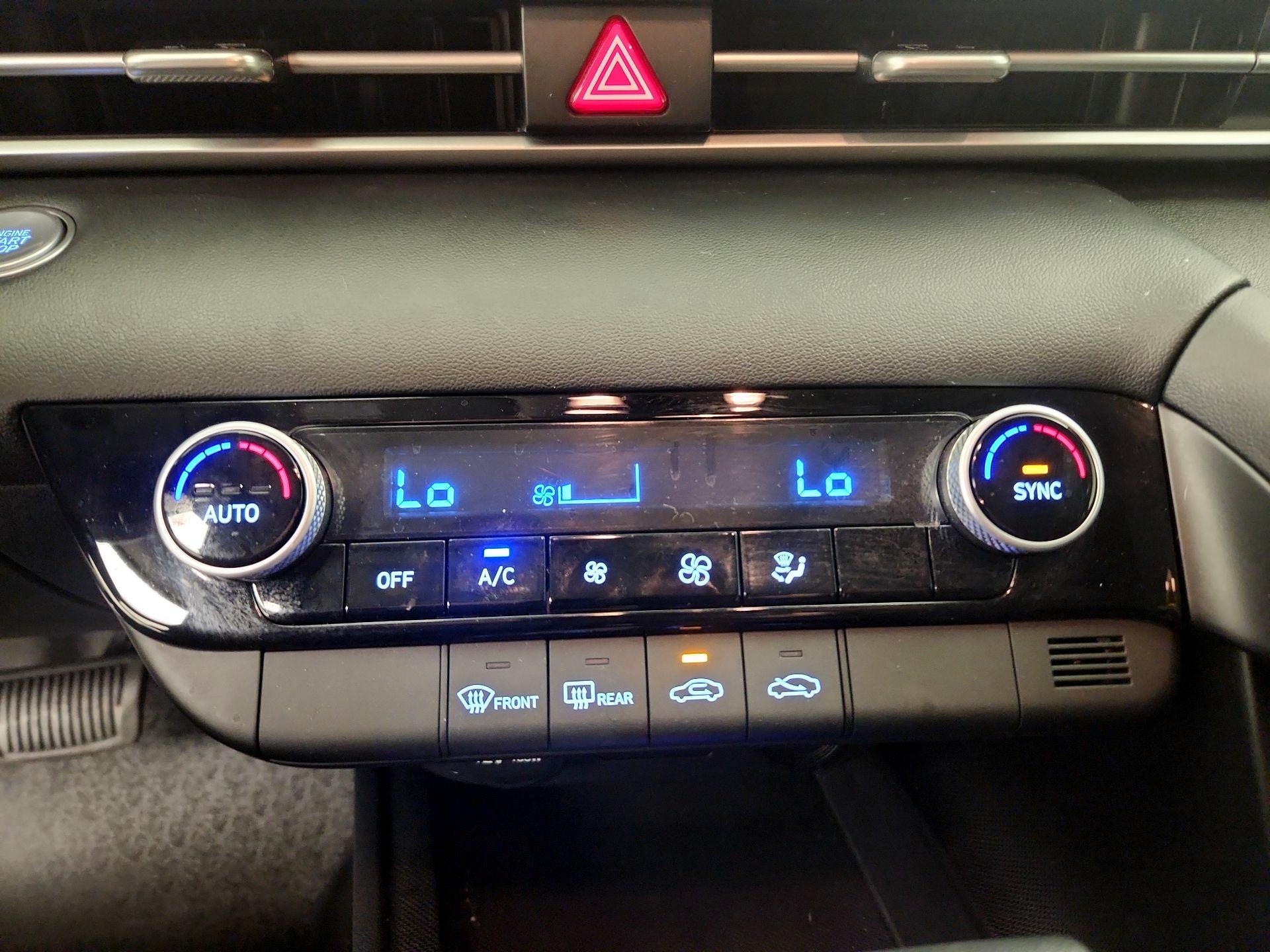 Thumbnail: 2023 Hyundai Elantra - 16