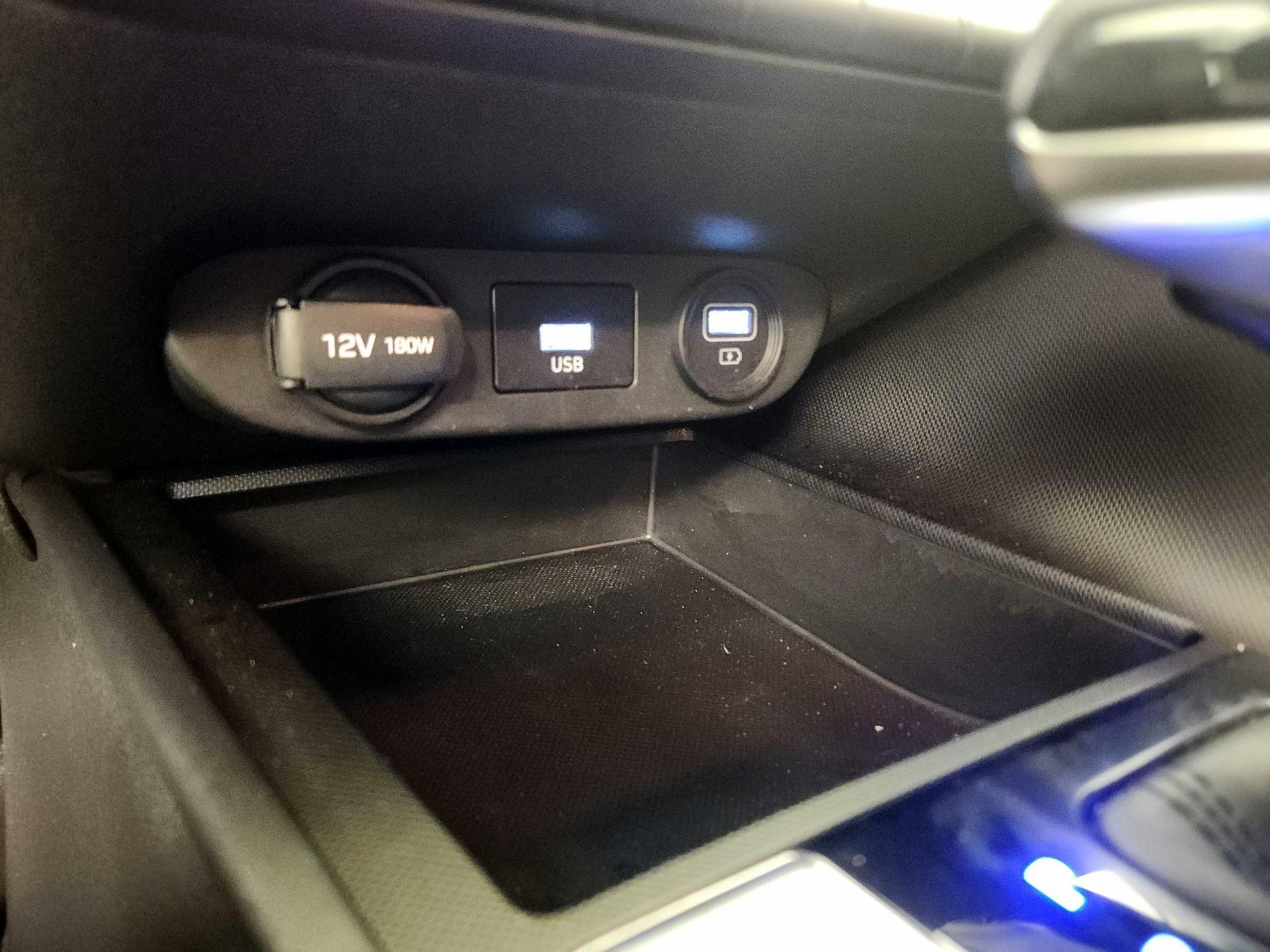 Thumbnail: 2023 Hyundai Elantra - 18