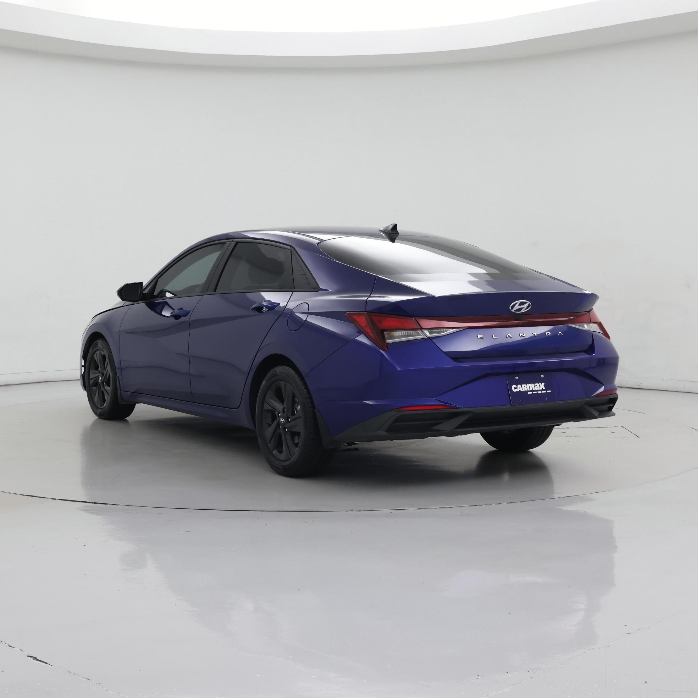 Thumbnail: 2023 Hyundai Elantra - 2