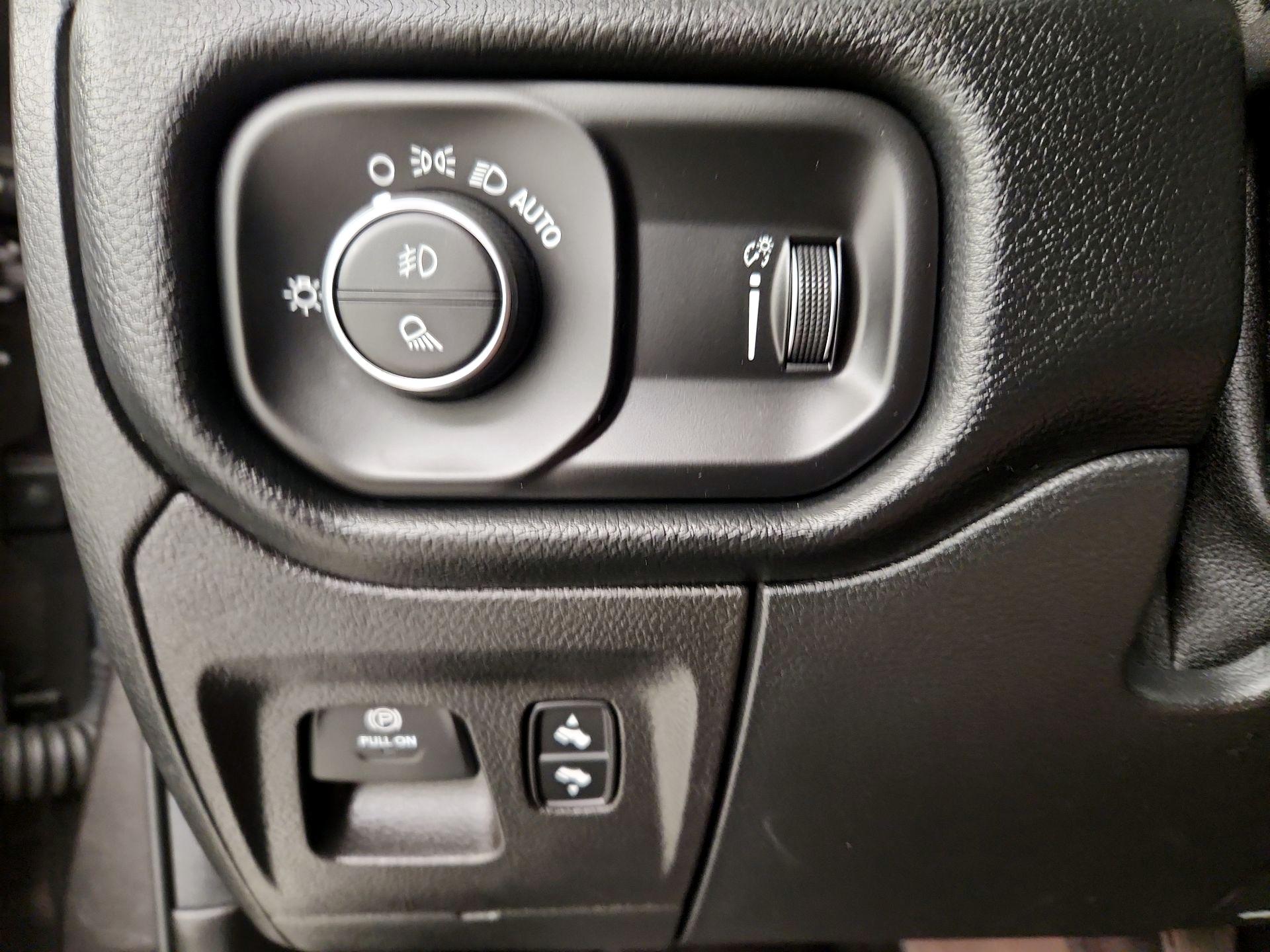 Thumbnail: 2020 RAM 1500 - 13