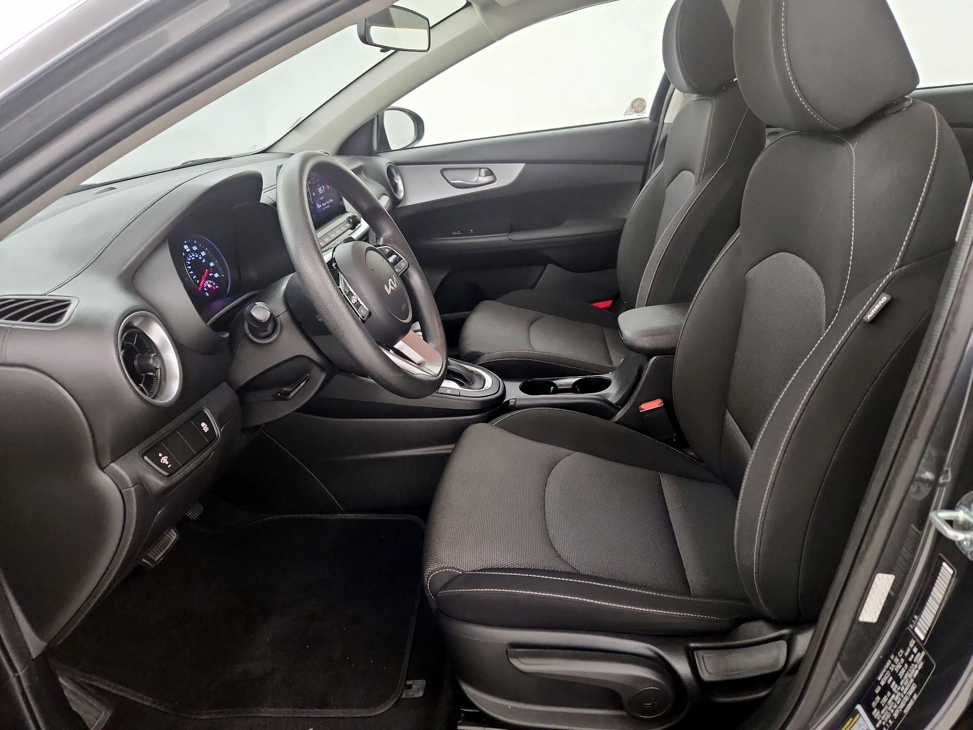 Thumbnail: 2024 Kia Forte - 11