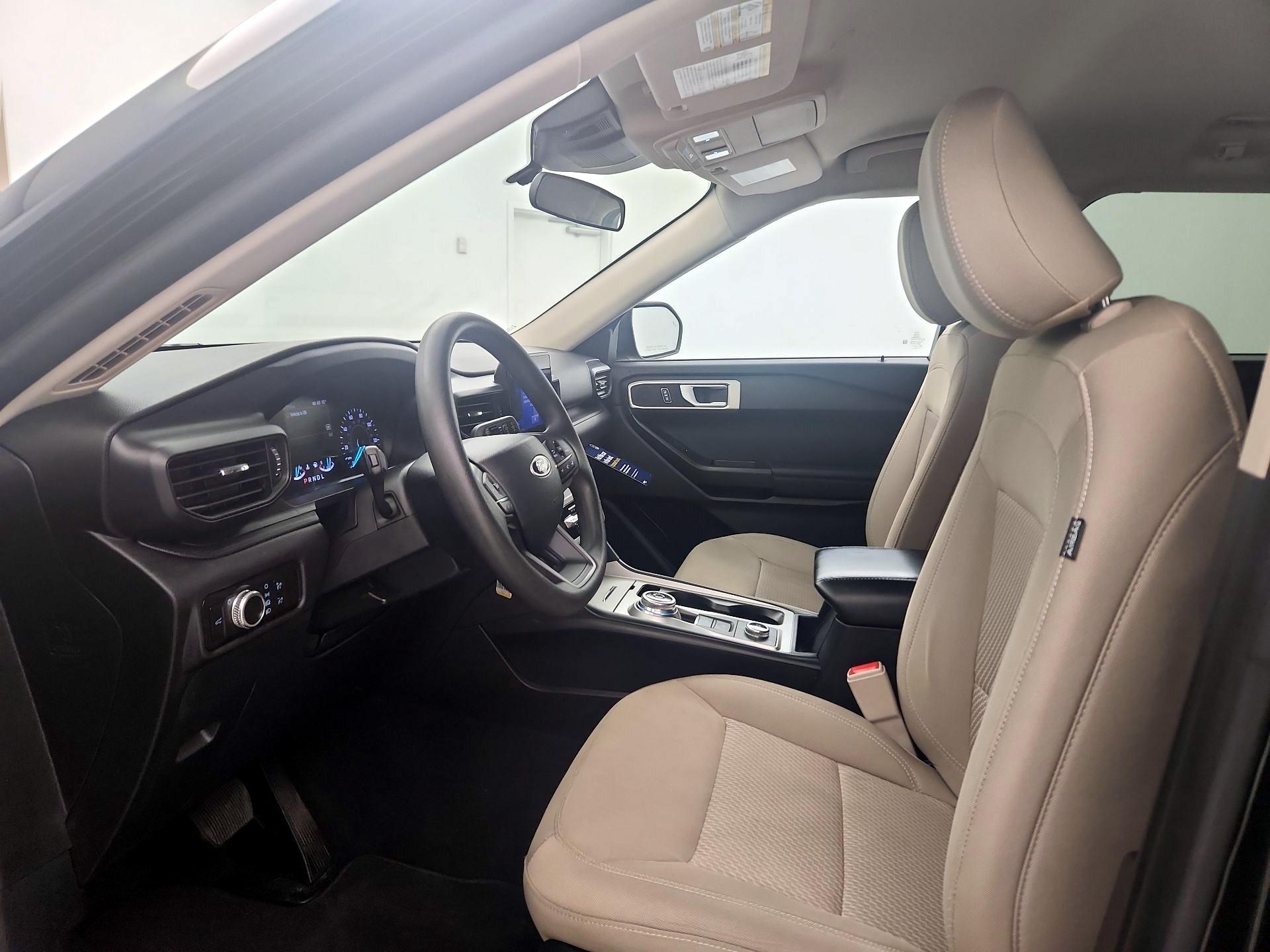 Thumbnail: 2023 Ford Explorer - 11