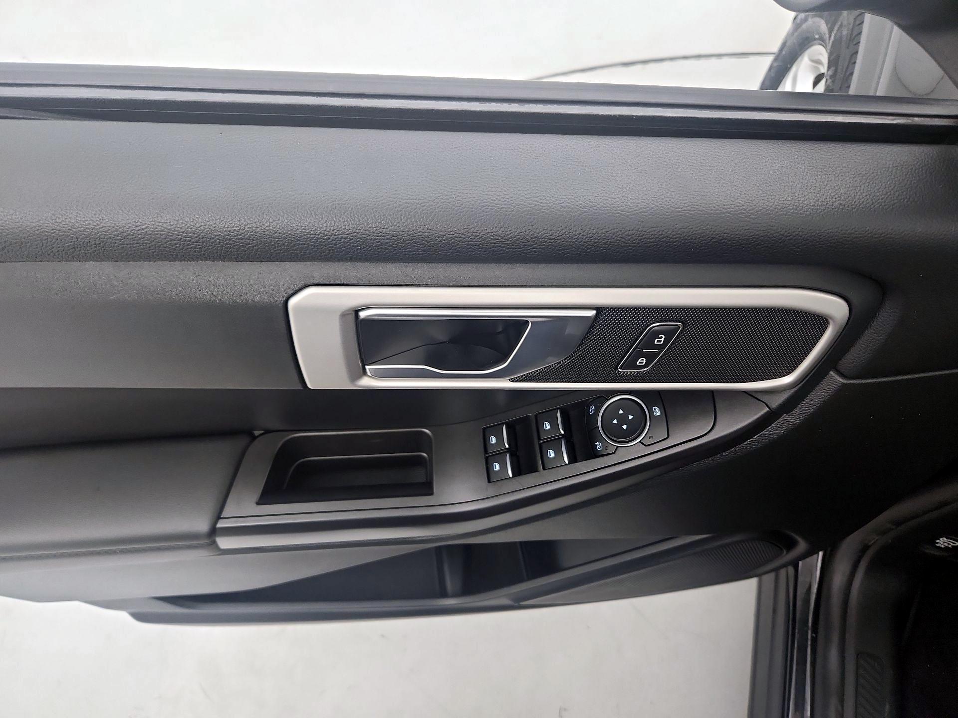 Thumbnail: 2023 Ford Explorer - 12