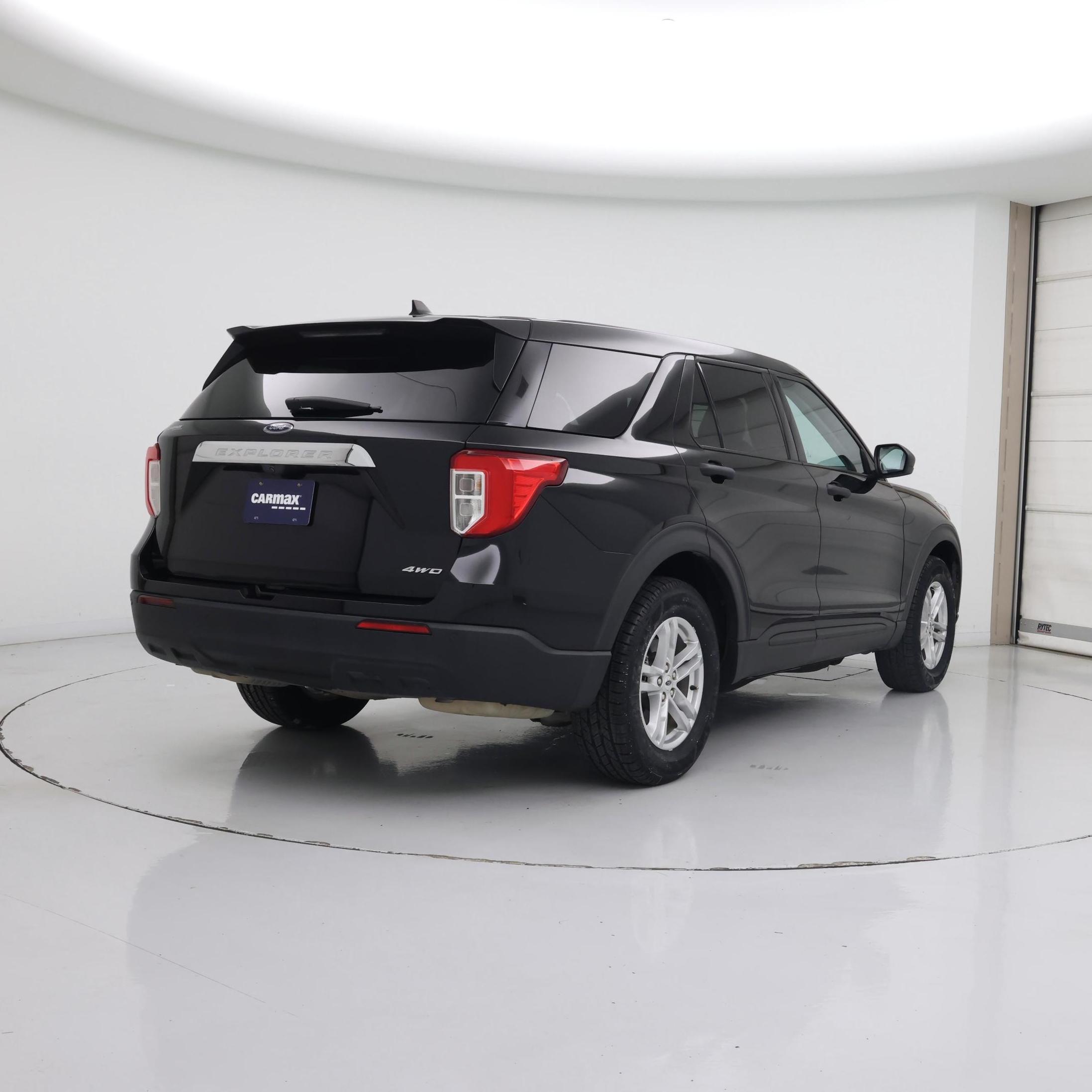 Thumbnail: 2023 Ford Explorer - 8