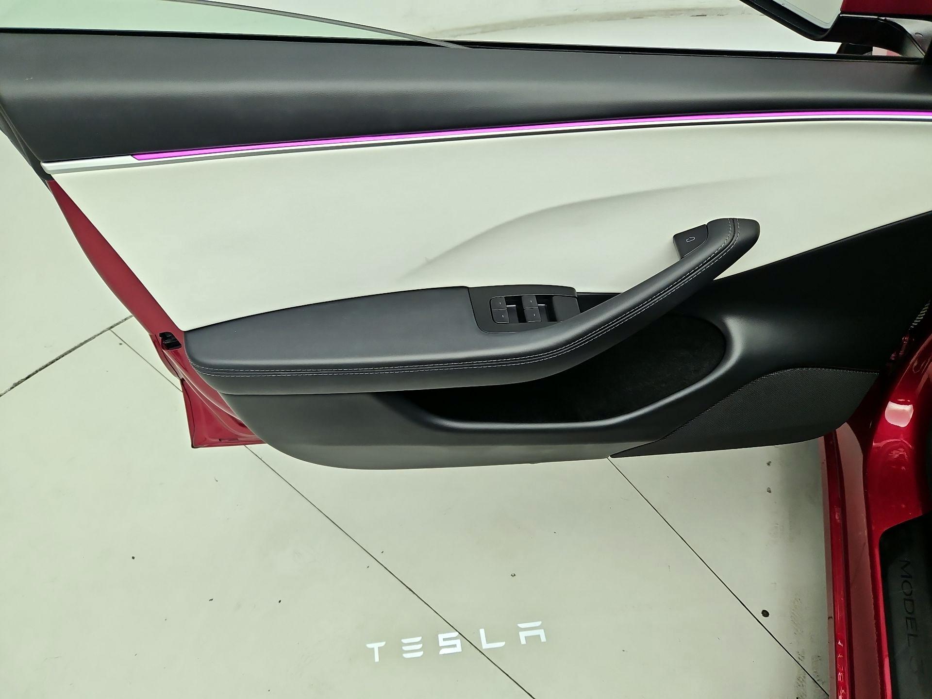 Thumbnail: 2025 Tesla Model 3 - 12
