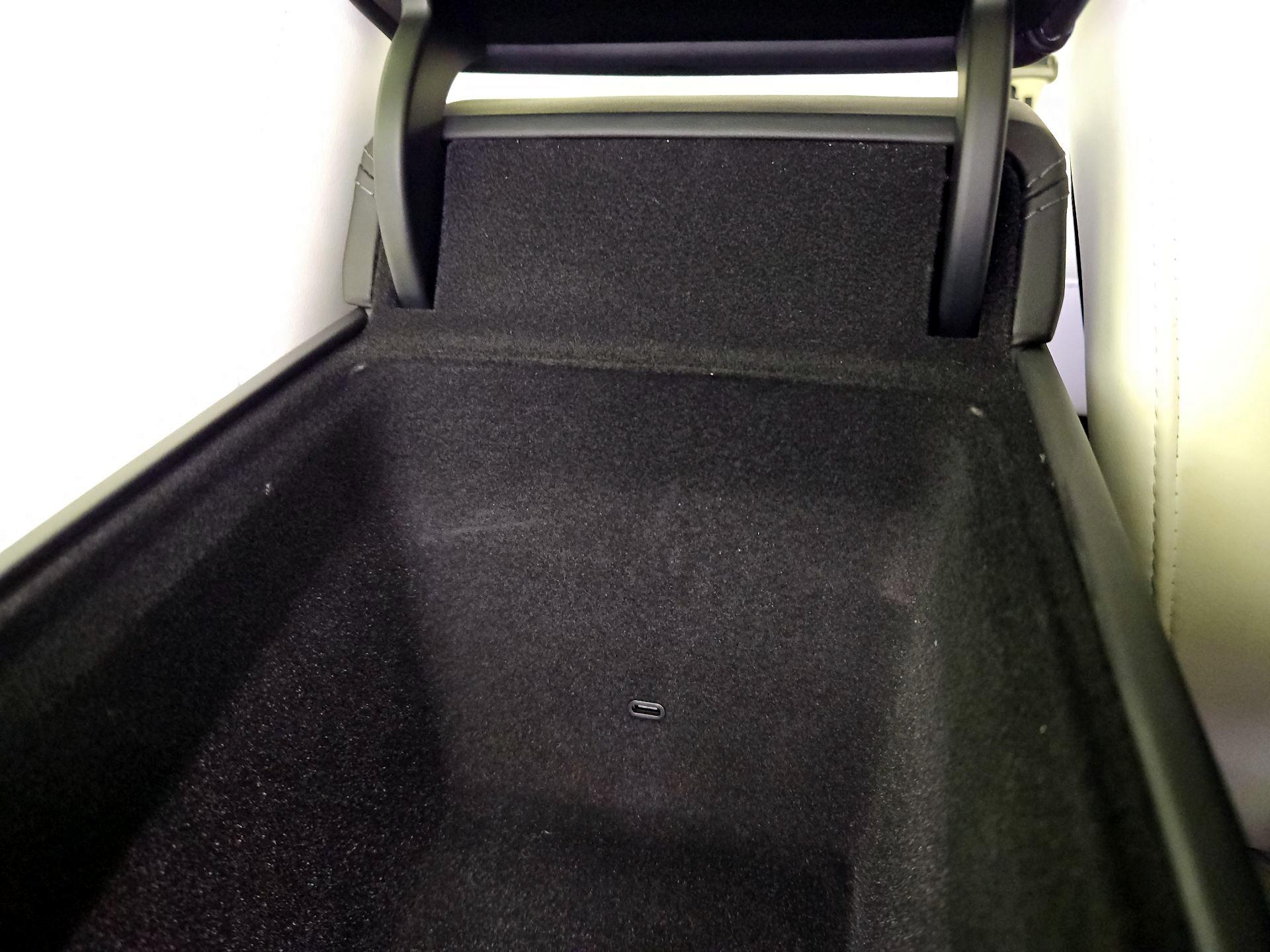 Thumbnail: 2025 Tesla Model 3 - 18